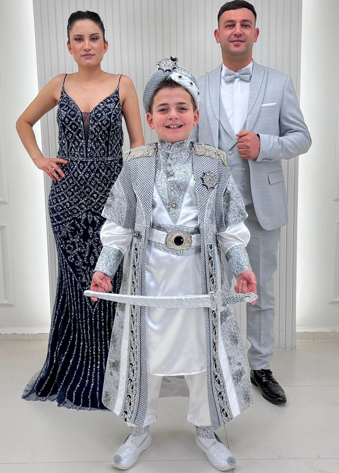 İnce Askılı Lacivert Komple Taşlı Abiye Elbiseli Apoletli Gümüş Kaftanlı Damatlıklı Kombin Set 123