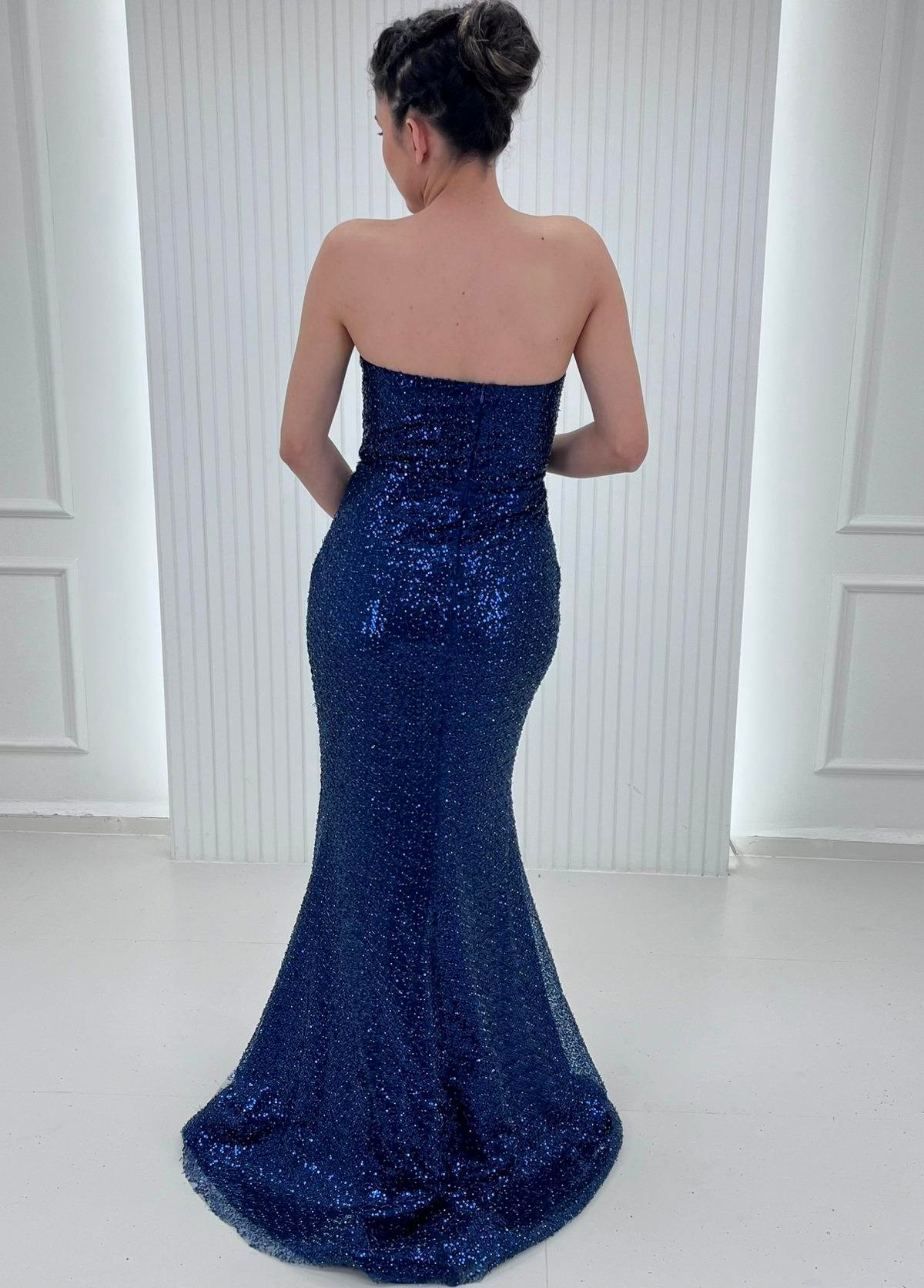 Lacivert Straplez Korsajlı Çift Yakalı İşlemeli Balık Abiye Elbise