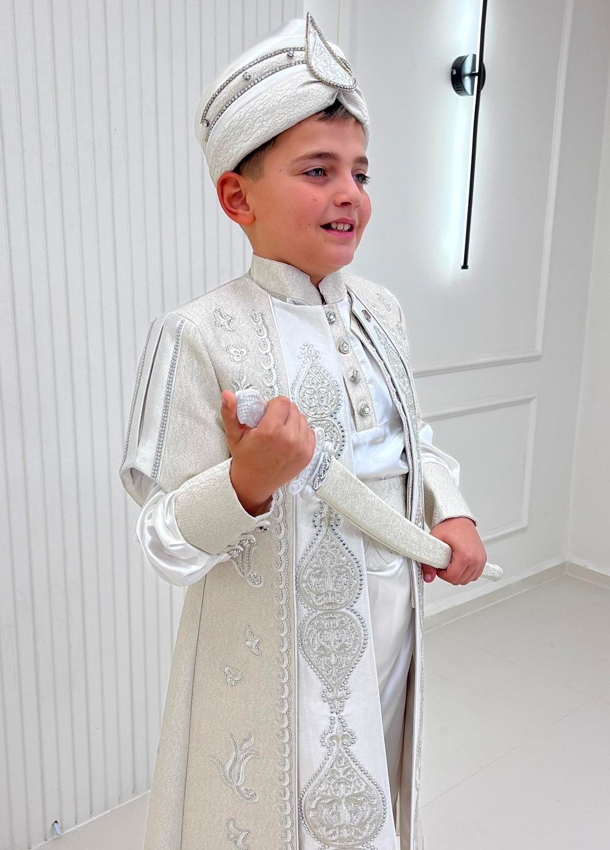 Otantik Nakışlı Kaftan Sünnet Kıyafeti