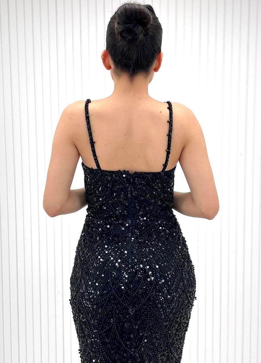 Siyah İnce Askılı İncili Nakışlı Dantelli Balık Abiye Elbise