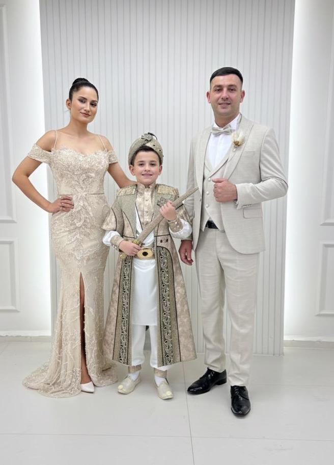 Üç Boyutlu Çiçek Süslemeli Abiye Gold Kaftan Krem Damatlıklık Kombin Set 180