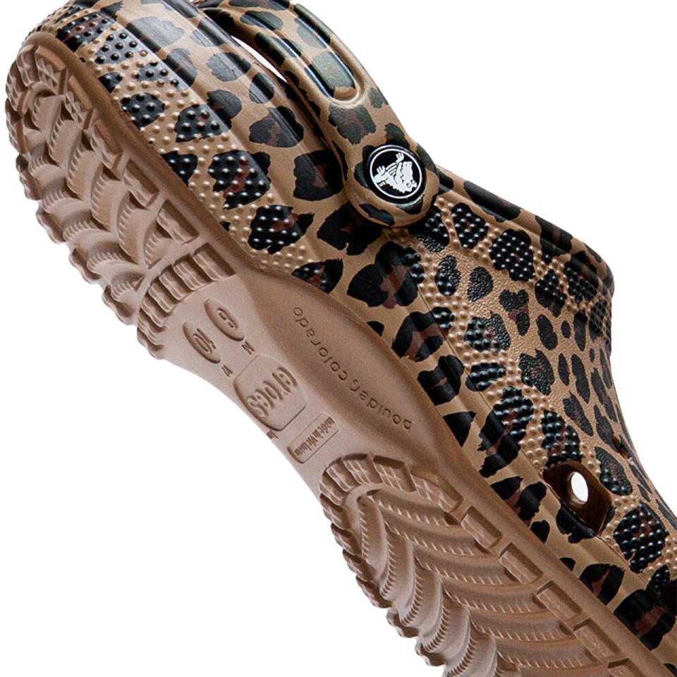 Classic Animal Clog Crocs Leopar Desenli Kadın Terlik