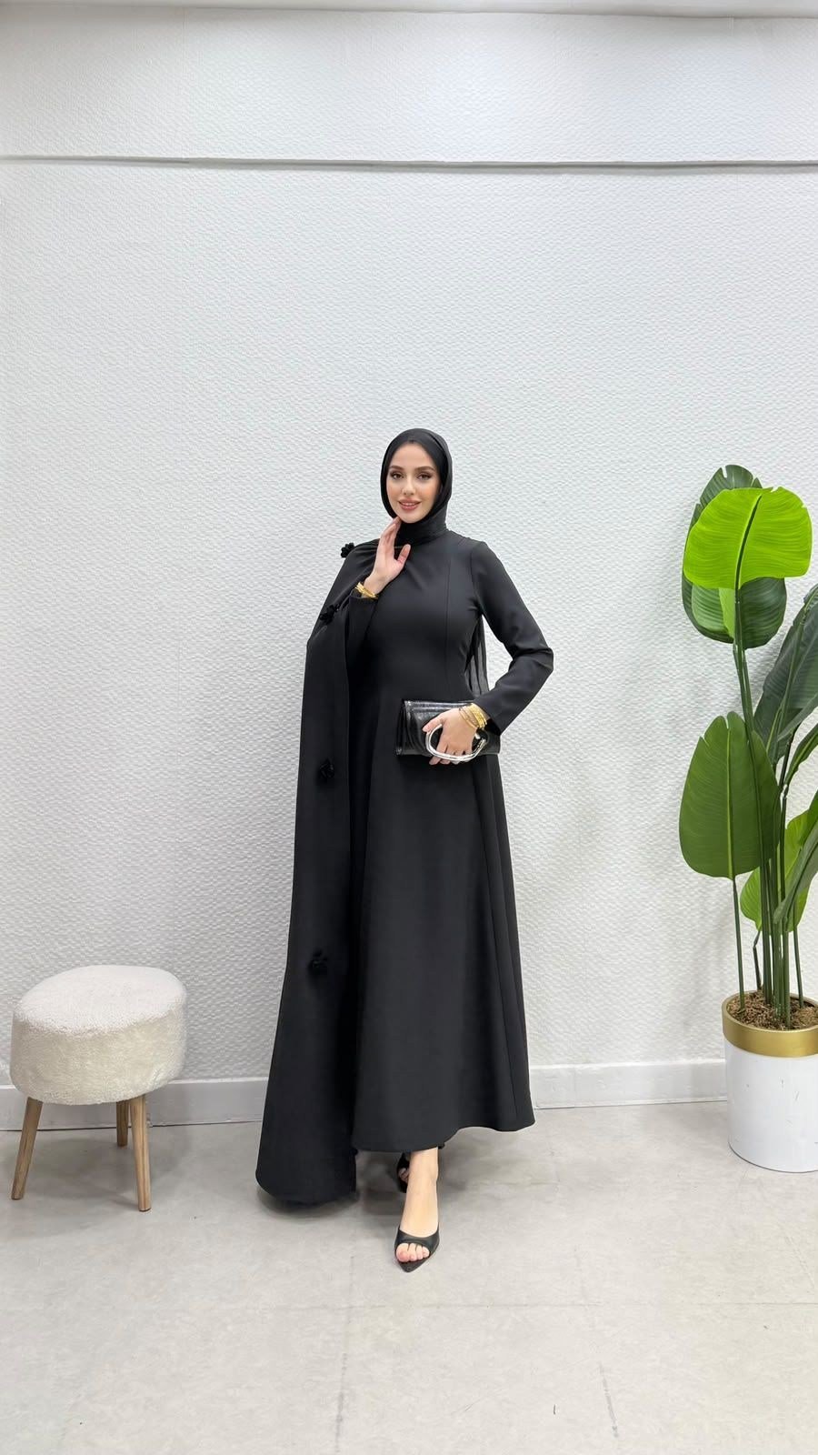 Gül Elbise Kuyruklu Siyah 