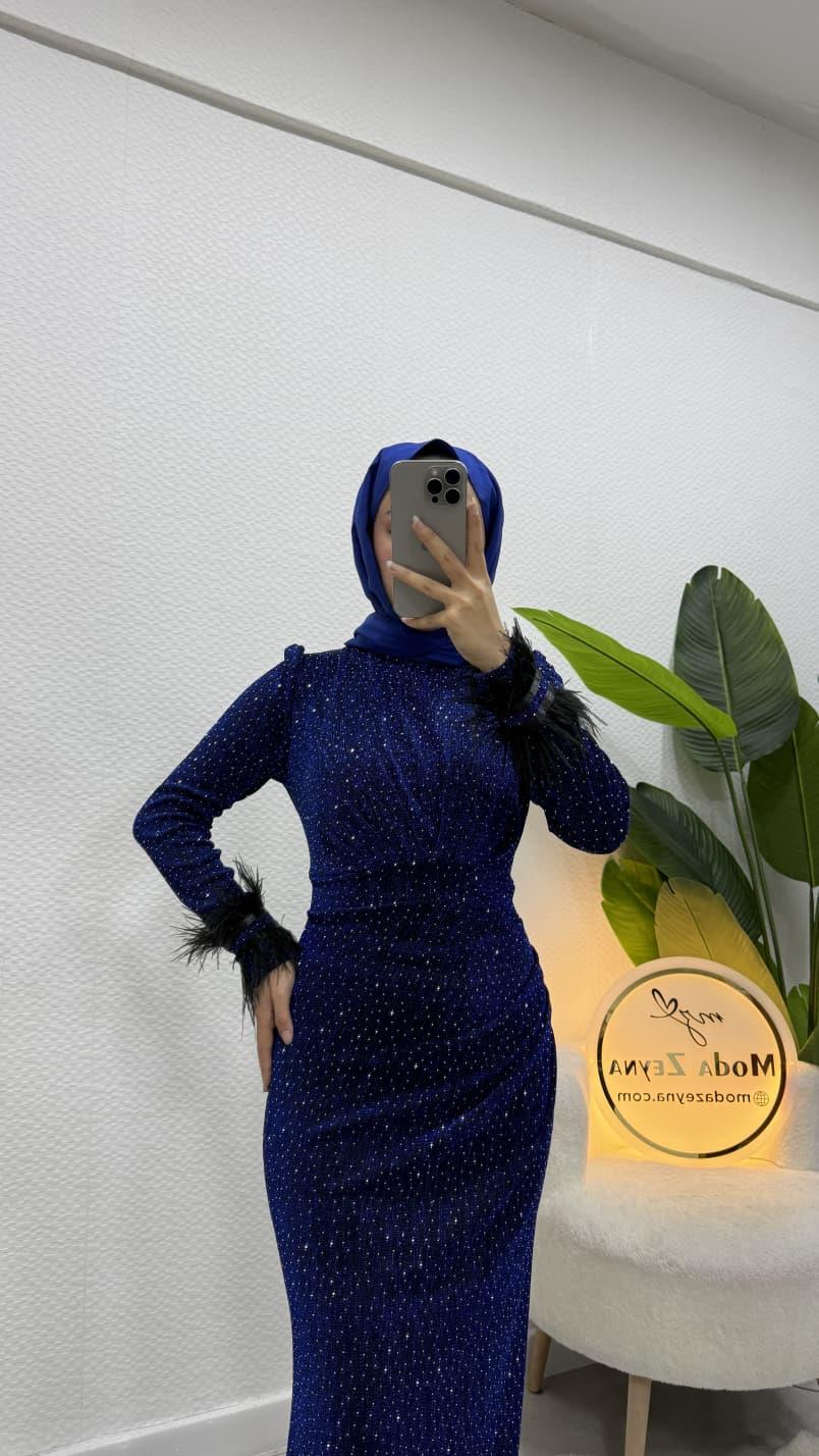 Miranda Abiye Lacivert