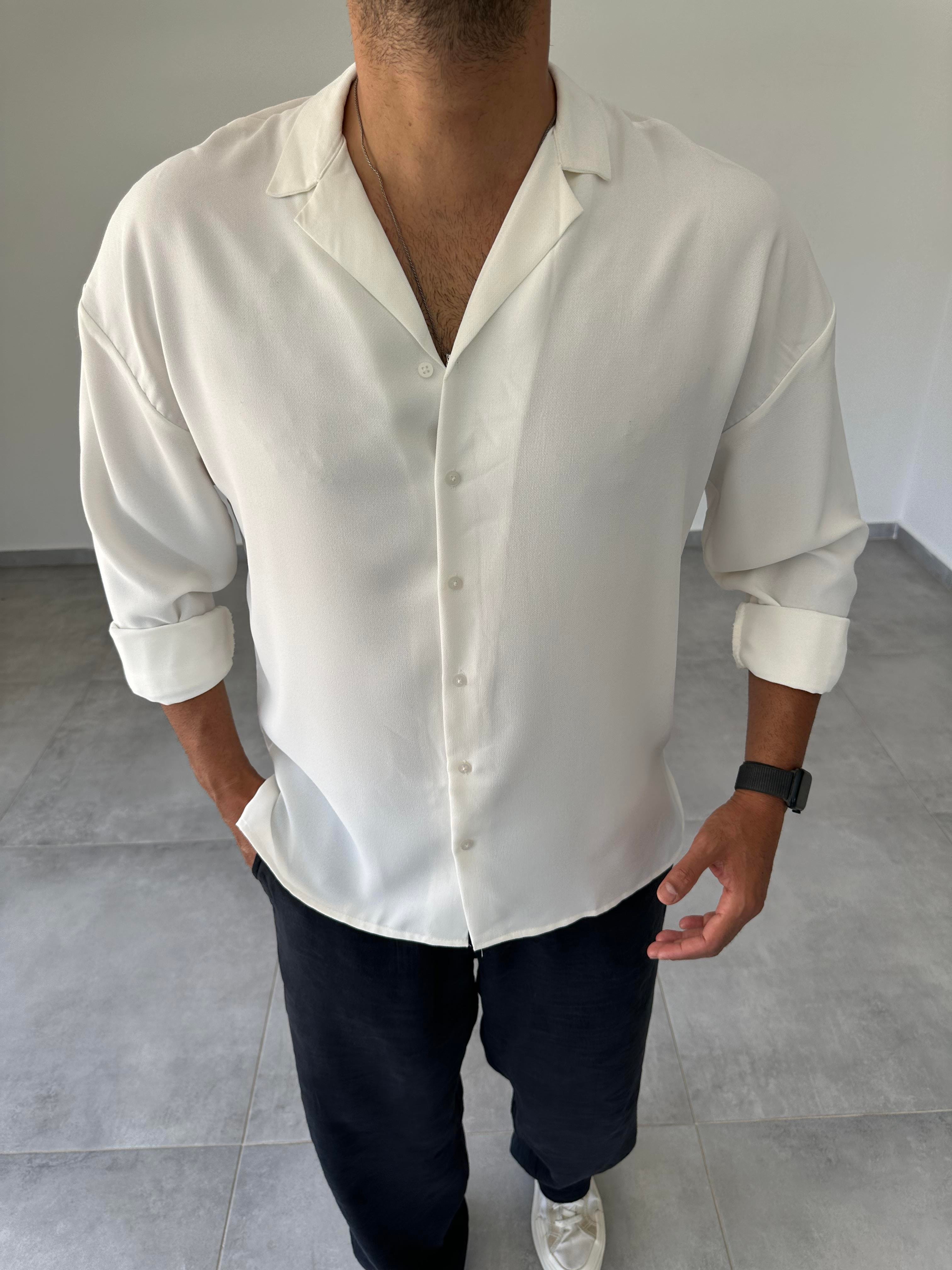 Beyaz Oversize Kesim Ayrobin Kumaş Gömlek