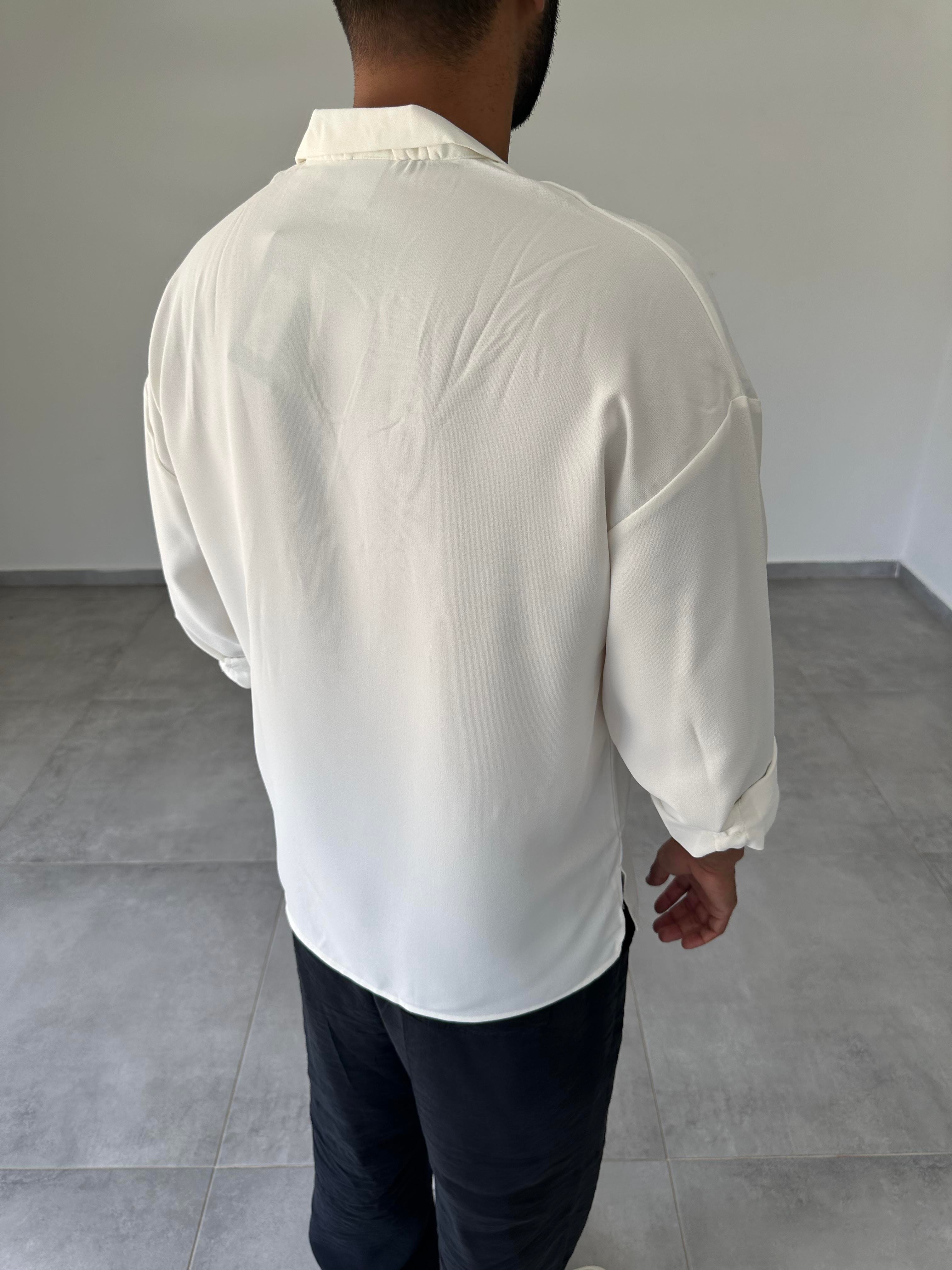 Beyaz Oversize Kesim Ayrobin Kumaş Gömlek