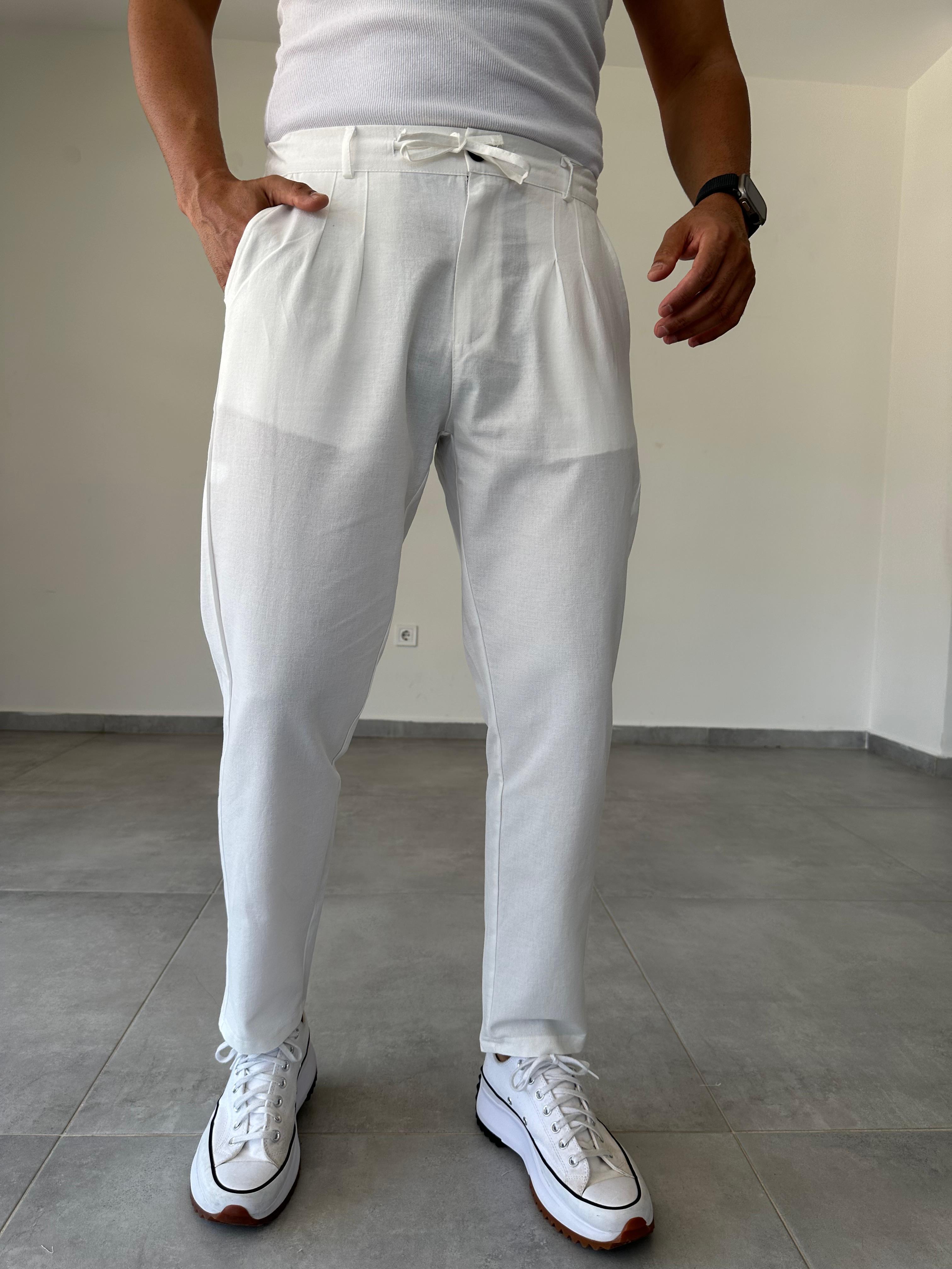 Beyaz Renk Ön Kısmı Pile Detaylı Boyfriend Kesim Keten Pantolon