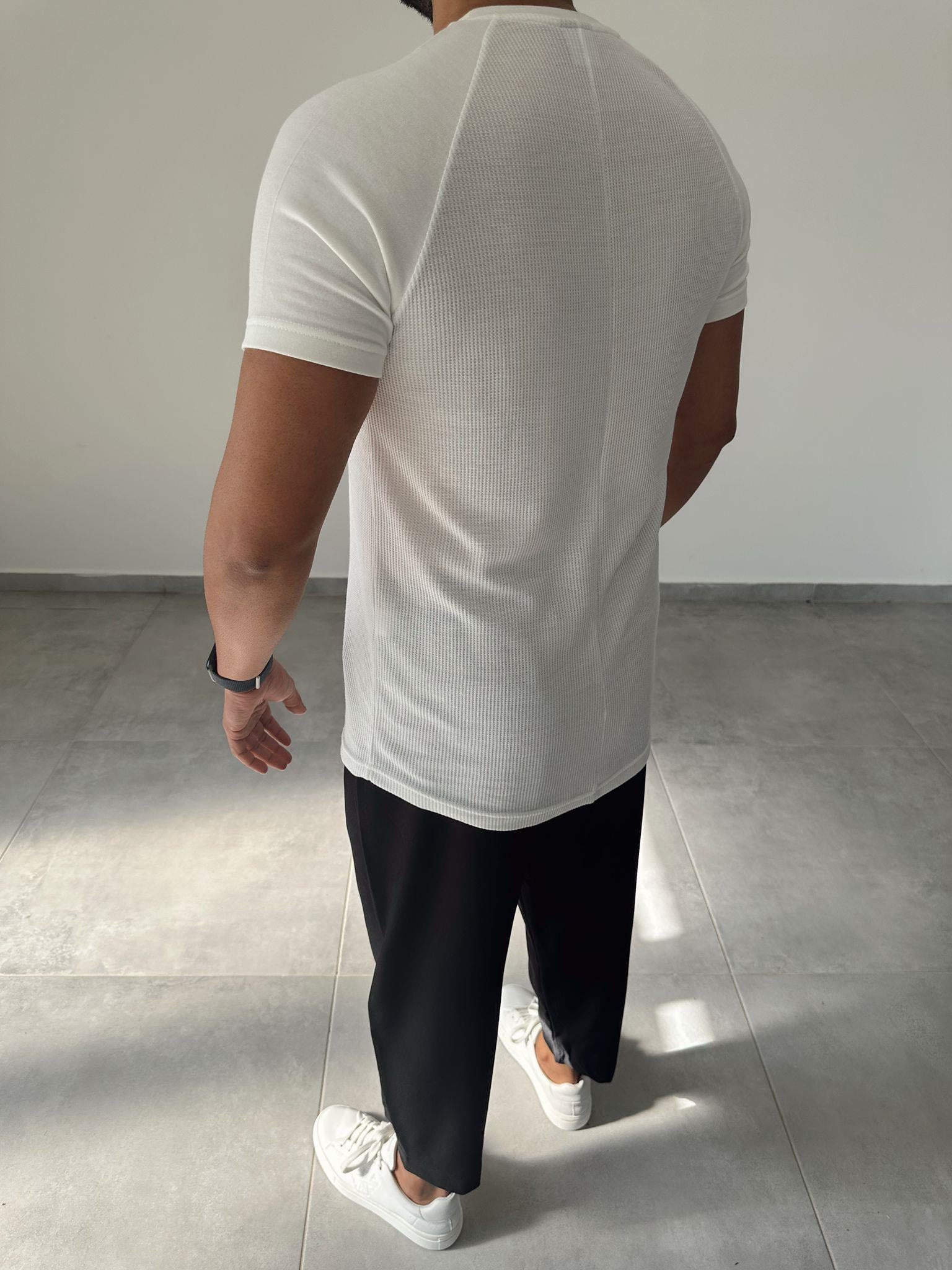 Beyaz Renk Reglan Kol Waffle Kumaş T-Shirt