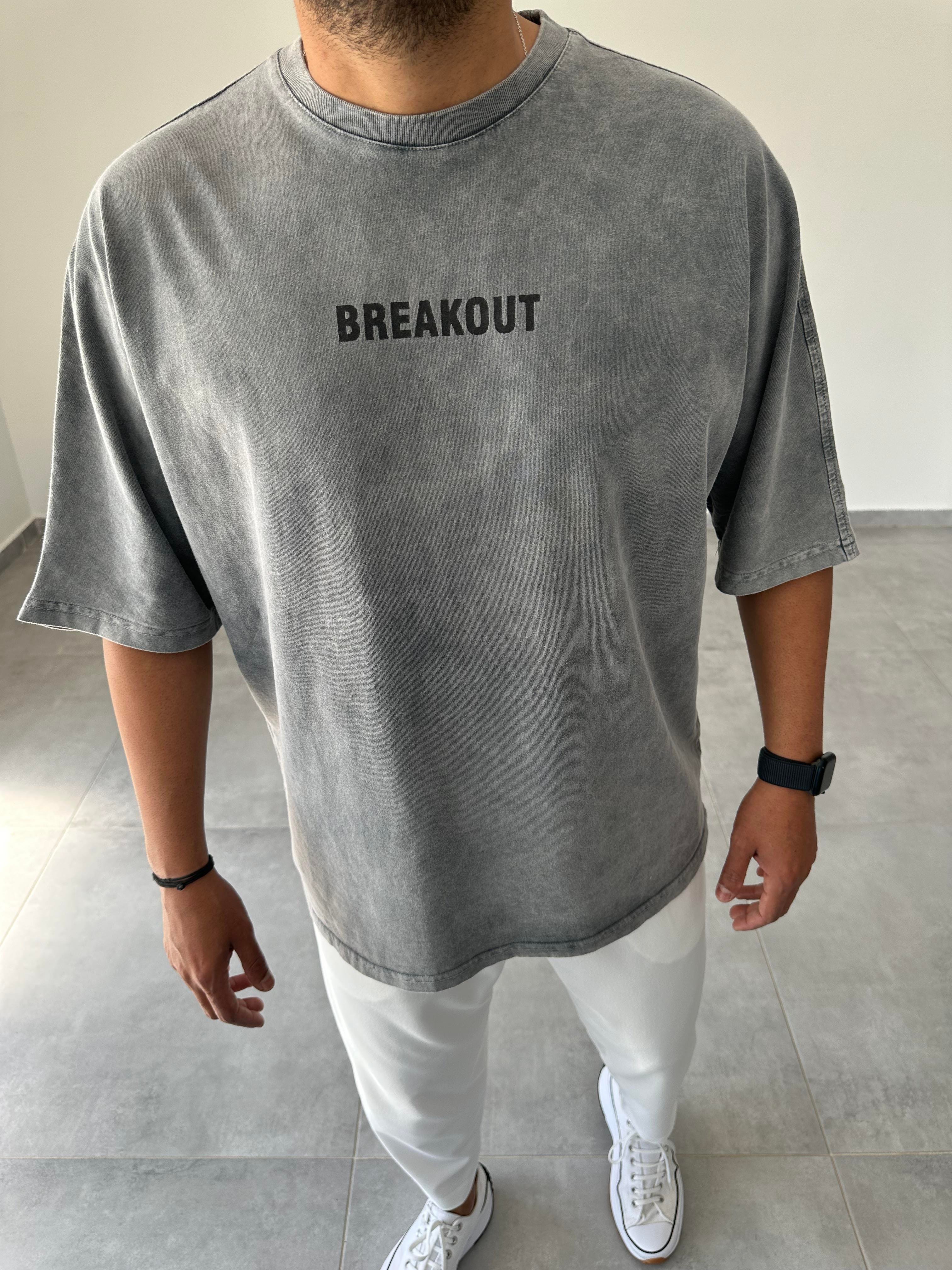Breakout Gri Yıkamalı Kumaş Sırt Baskılı Oversize T-Shirt