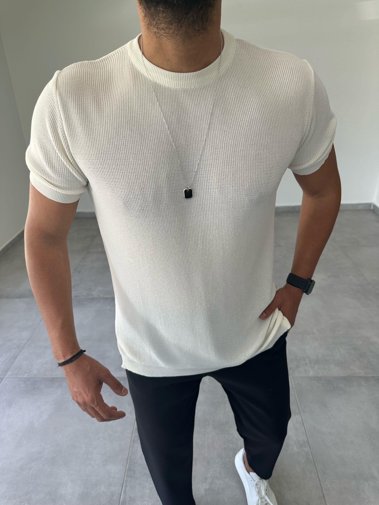 Ekru Rengi Bisiklet Yaka Örme T-Shirt