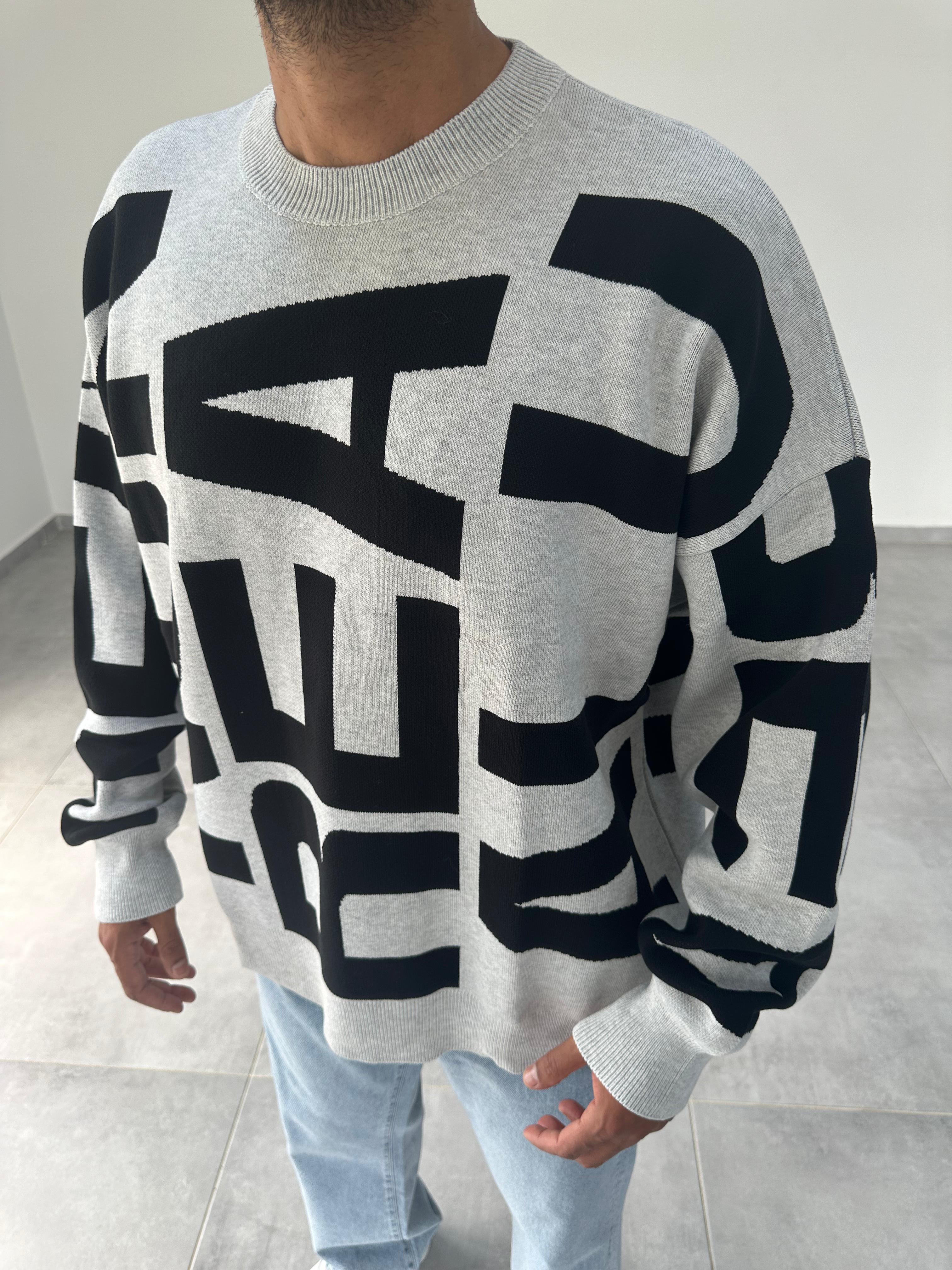 Gri Renk Letter İşlemeli Örme Oversize Sweatshirt