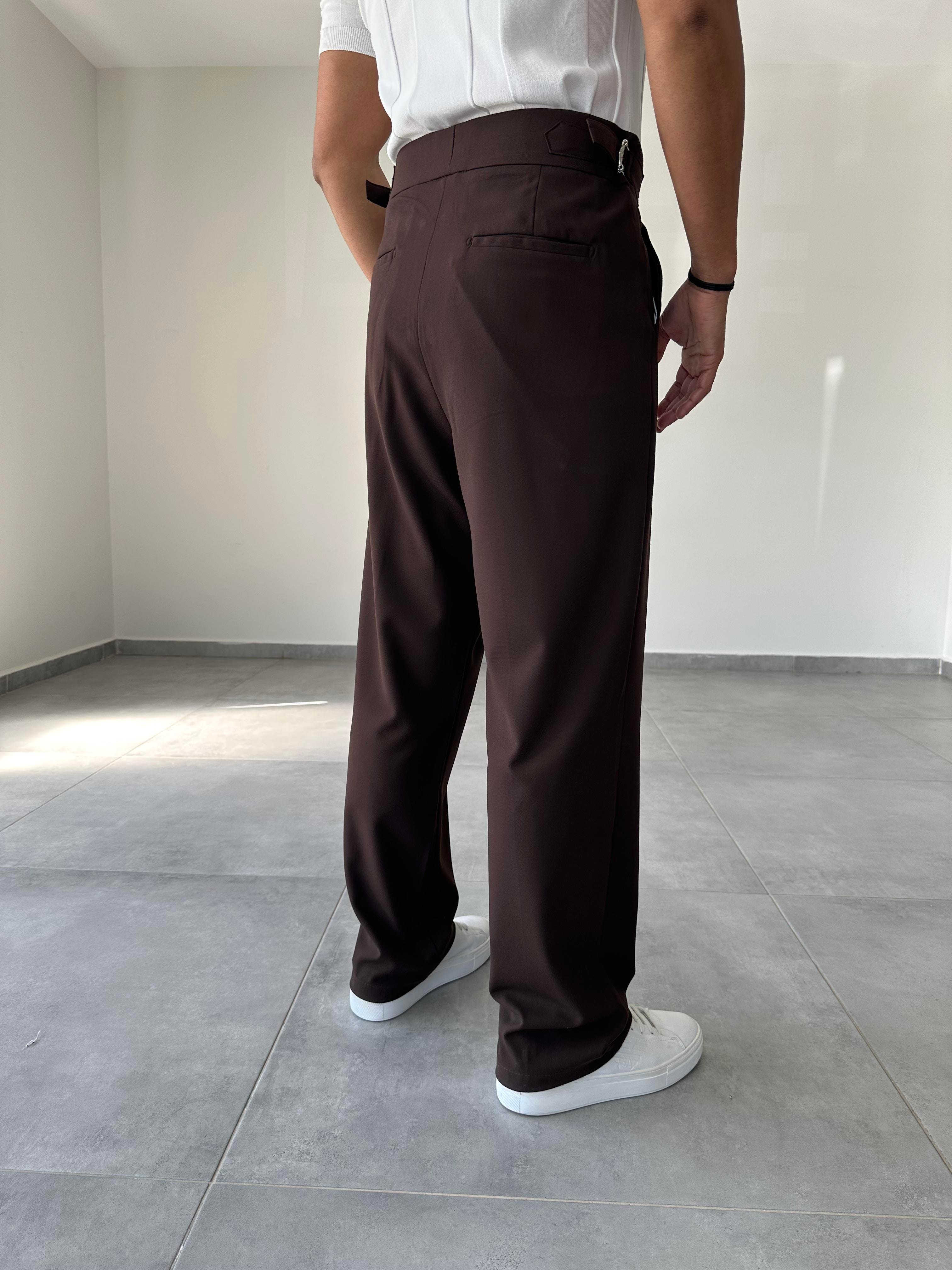 Kahve Ahşap Düğmeli İtalyan Kesim Kumaş Pantolon