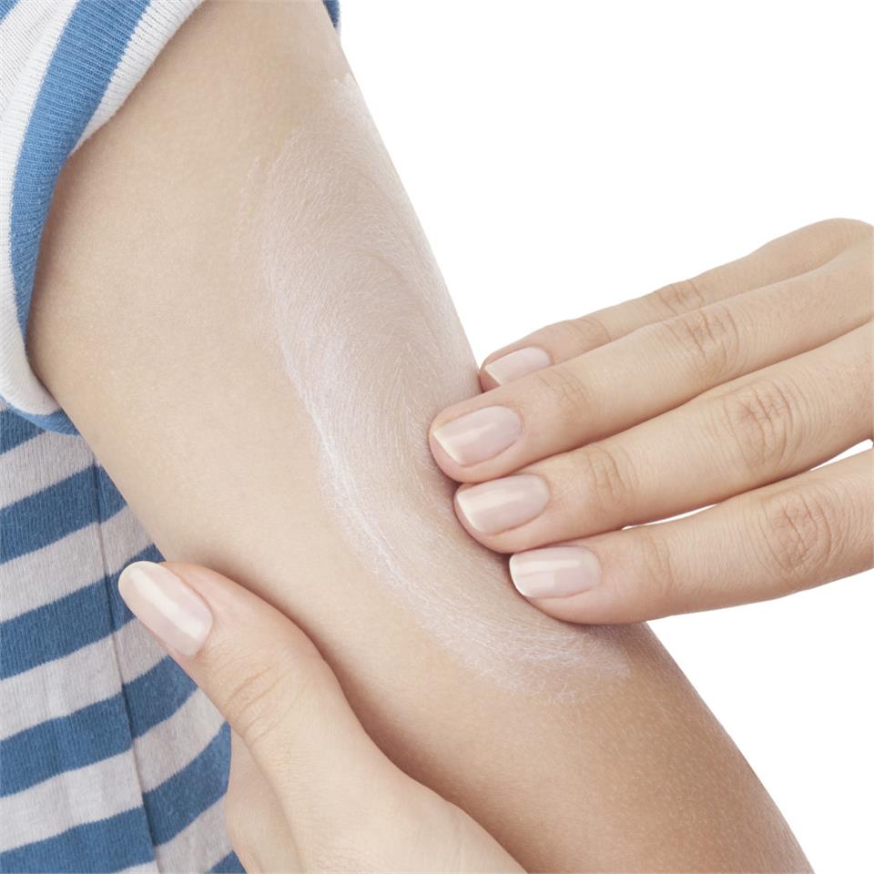 Vichy Capital Soleil SPF50+ Çocuklar için Yüz ve Vücut Sütü 200 ml