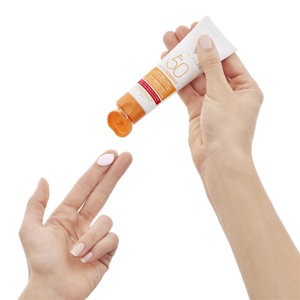 Vichy Capital Soleil SPF50+ Matlaştırıcı Yüz  Yağlı Ciltler için Güneş Kremi 50 ml