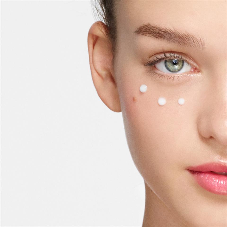 Vichy Mineral 89 Hyalüronik Asit ve Saf Kafein ile Nemlendirme Göz Çevresi Bakımı 15 ml