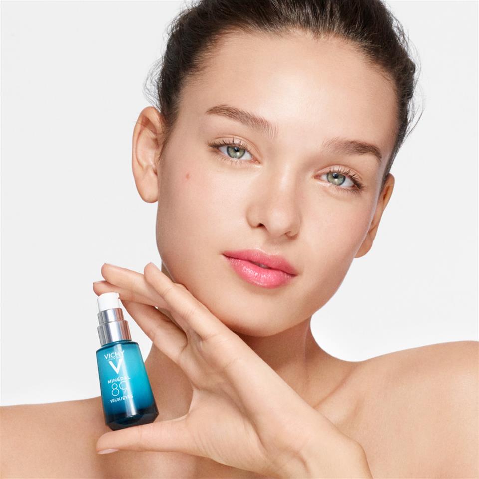 Vichy Mineral 89 Hyalüronik Asit ve Saf Kafein ile Nemlendirme Göz Çevresi Bakımı 15 ml