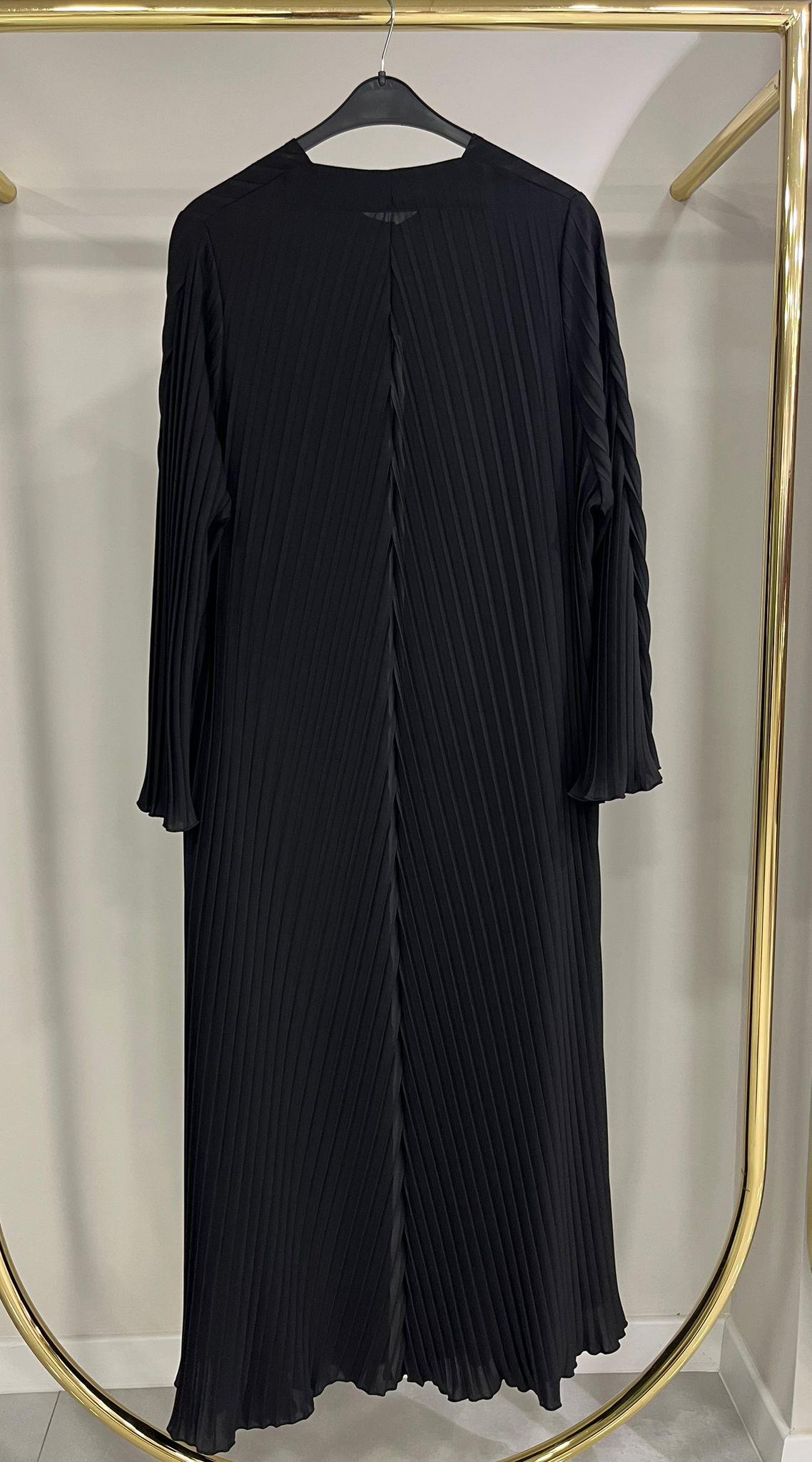 PIEFF Acordiyon Düğmeli Siyah Abaya