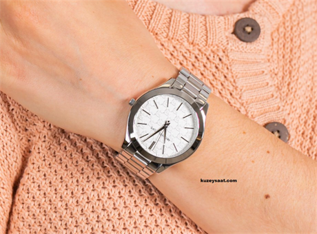 Michael Kors MK3371 Bayan Kol Saati