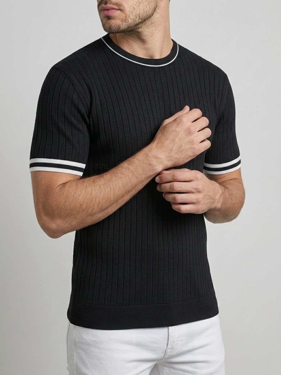 Homiro.com.tr'de erkek ekru fitilli slim fit bisiklet yaka triko t-shirt siyah renk seçeneğiyle! Şıklığı ve rahatlığı bir arada sunan bu ürünü hemen keşfedin.