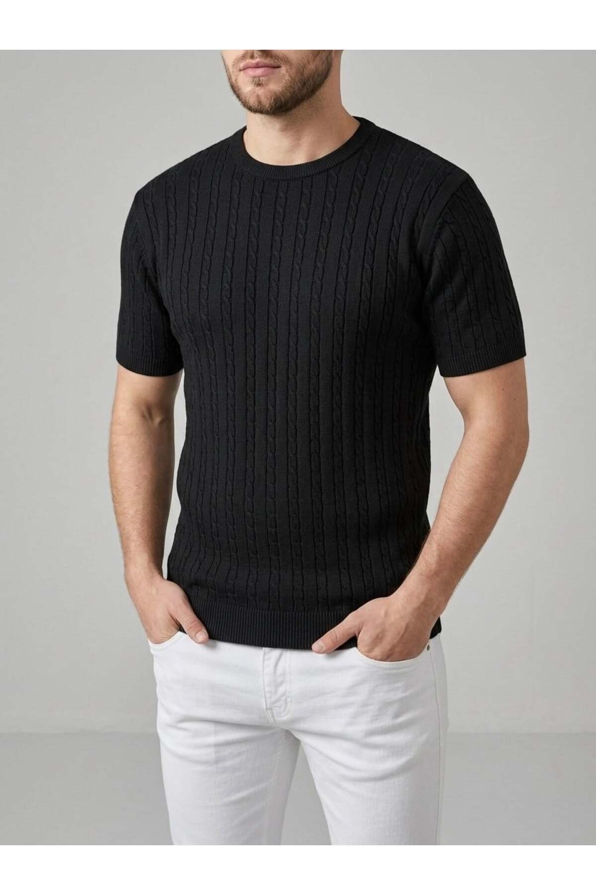 Homiro.com.tr'de erkekler için kahverengi fitilli triko slim fit t-shirtleri bulabilirsiniz. Kaliteli ve şık tasarımlarla dikkat çeken ürünlerimiz, gardırobunuza şıklık katacak. Hemen inceleyin!