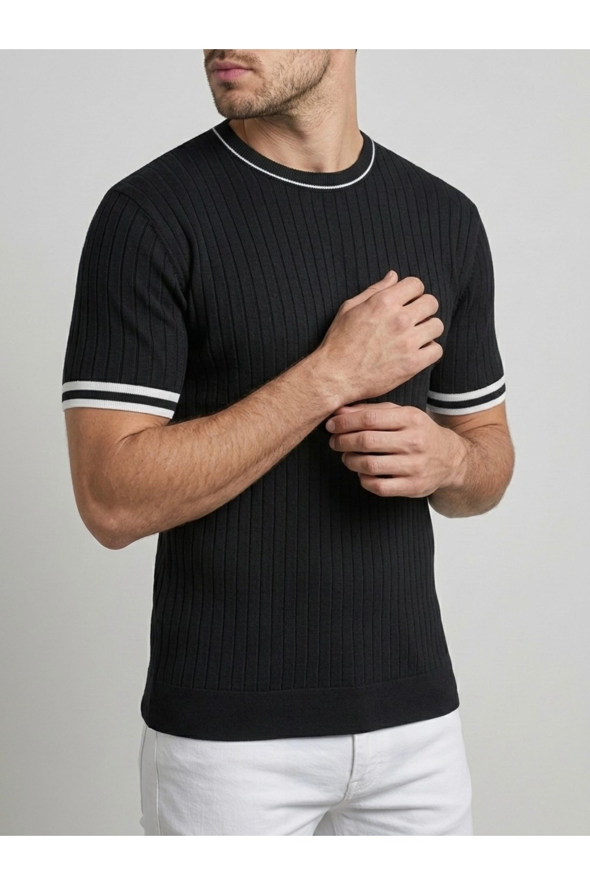 homiro.com.tr'de erkekler için şık ve rahat bir seçenek olan ekru fitilli slim fit bisiklet yaka triko t-shirt lacivert renk seçeneğiyle! Kaliteli kumaşı ve şık tasarımıyla şimdi özel indirimlerle sizi bekliyor.