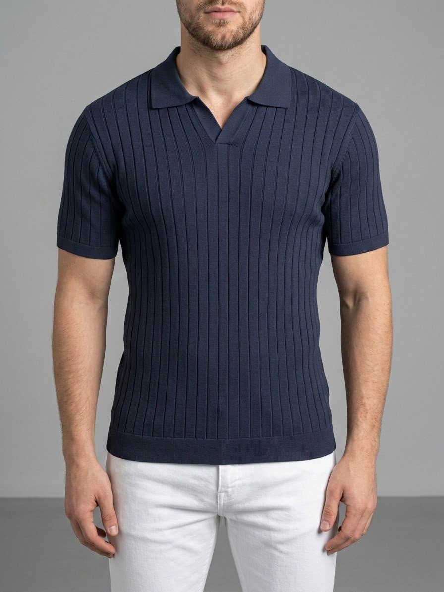 Homiro.com.tr'de erkek slim fit ekru triko polo yaka t-shirt lacivert renk seçeneğiyle! Şıklığı ve rahatlığı bir arada sunan bu ürünü hemen inceleyin.