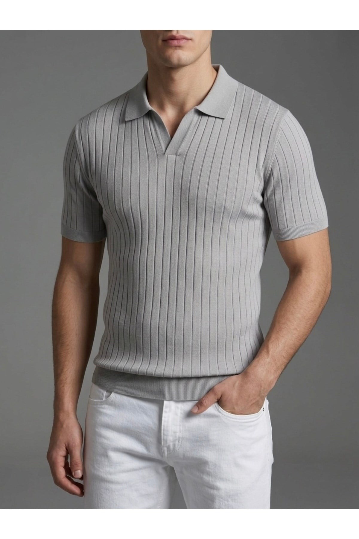 Homiro.com.tr'de erkek slim fit ekru triko polo yaka t-shirt lacivert renk seçeneğiyle! Şıklığı ve rahatlığı bir arada sunan bu ürünü hemen inceleyin.