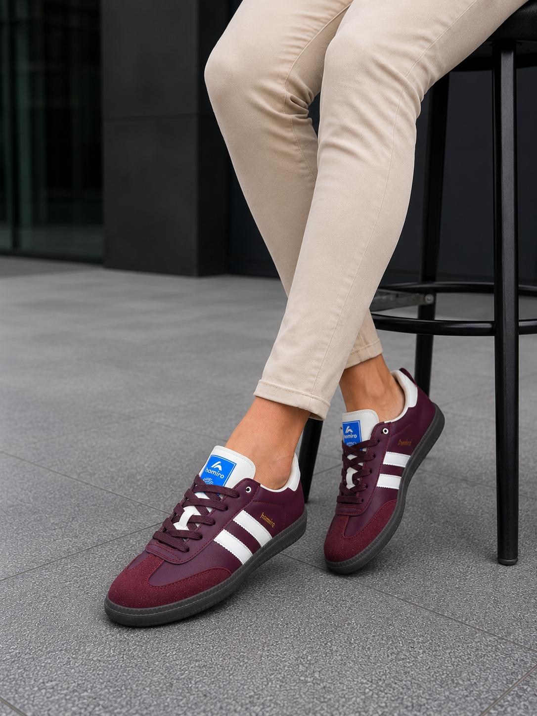 Homiro.com.tr'de Unisex Kahve-Bej Bağcıklı Spor Ayakkabıları keşfedin. Tarzınıza uygun en trend spor ayakkabı modelleri için hemen tıklayın!