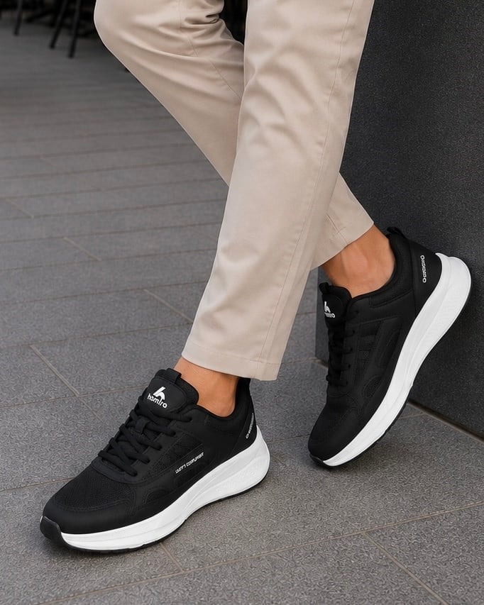 Homiro.com.tr'de Unisex Fuspetli Su Geçirmez Spor Ayakkabı - Siyah Beyaz uygun fiyat ve kaliteli seçenekleriyle sizleri bekliyor! Şimdi hemen inceleyin ve avantajlı fiyatlarla satın alın.