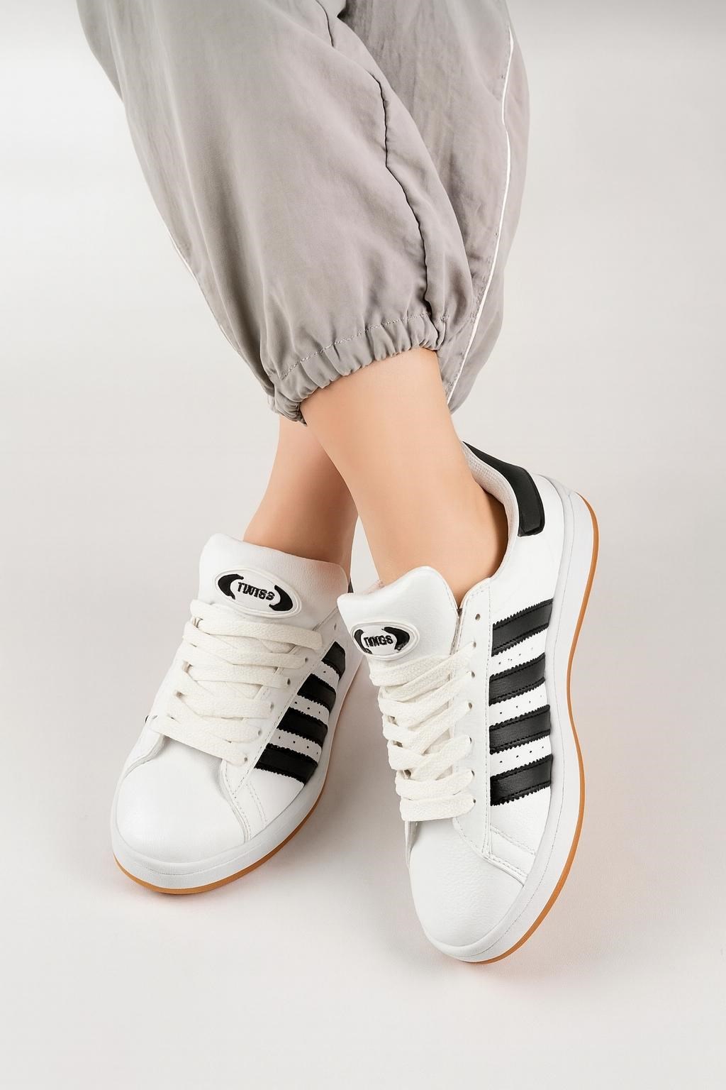 Kadın Unisex Klasik Bağcıklı Ortopedik Spor Sneaker Ayakkabı-Beyaz-Siyah