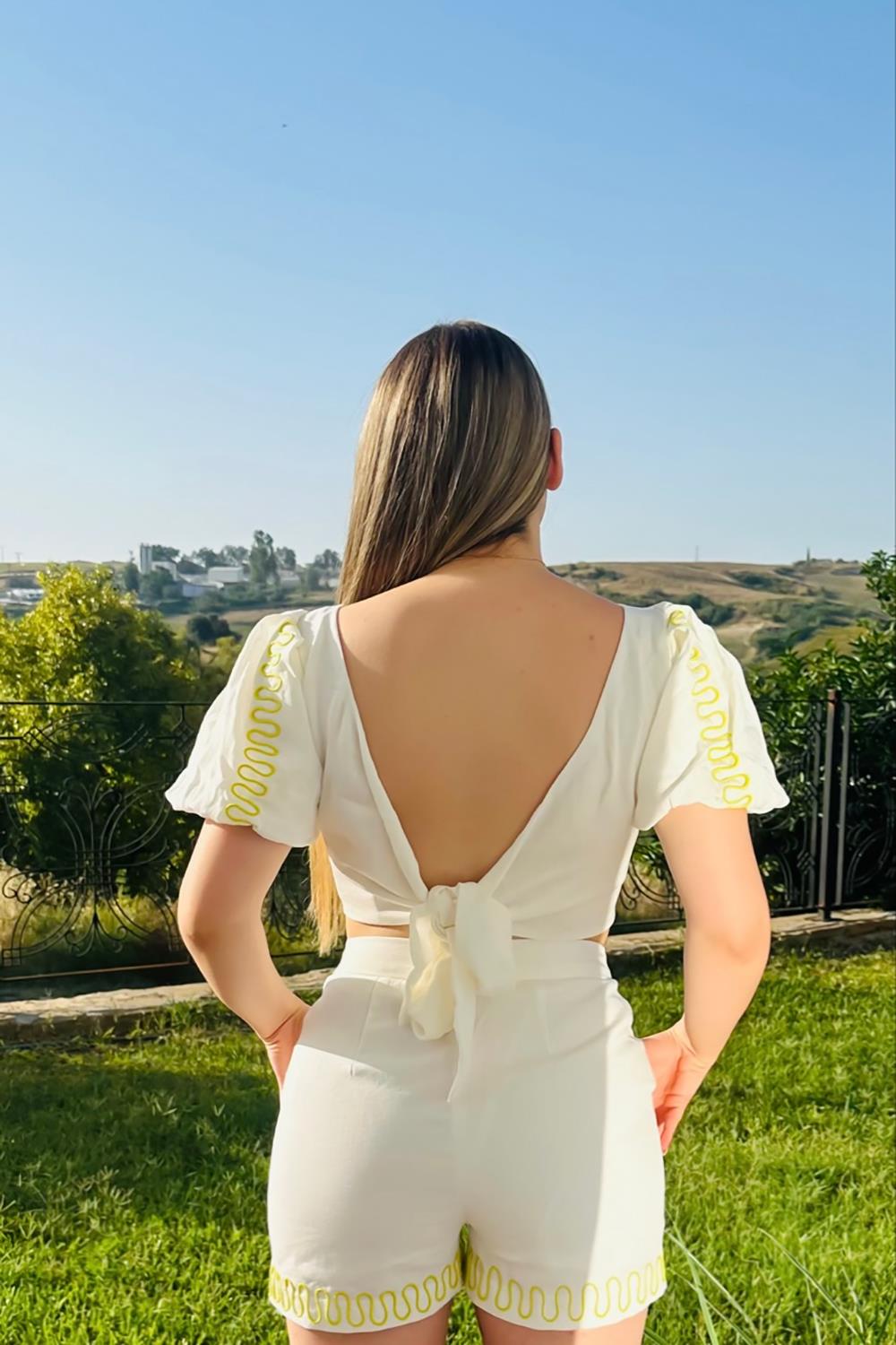 Caelum Nakış Detaylı Crop-Şort Takım
