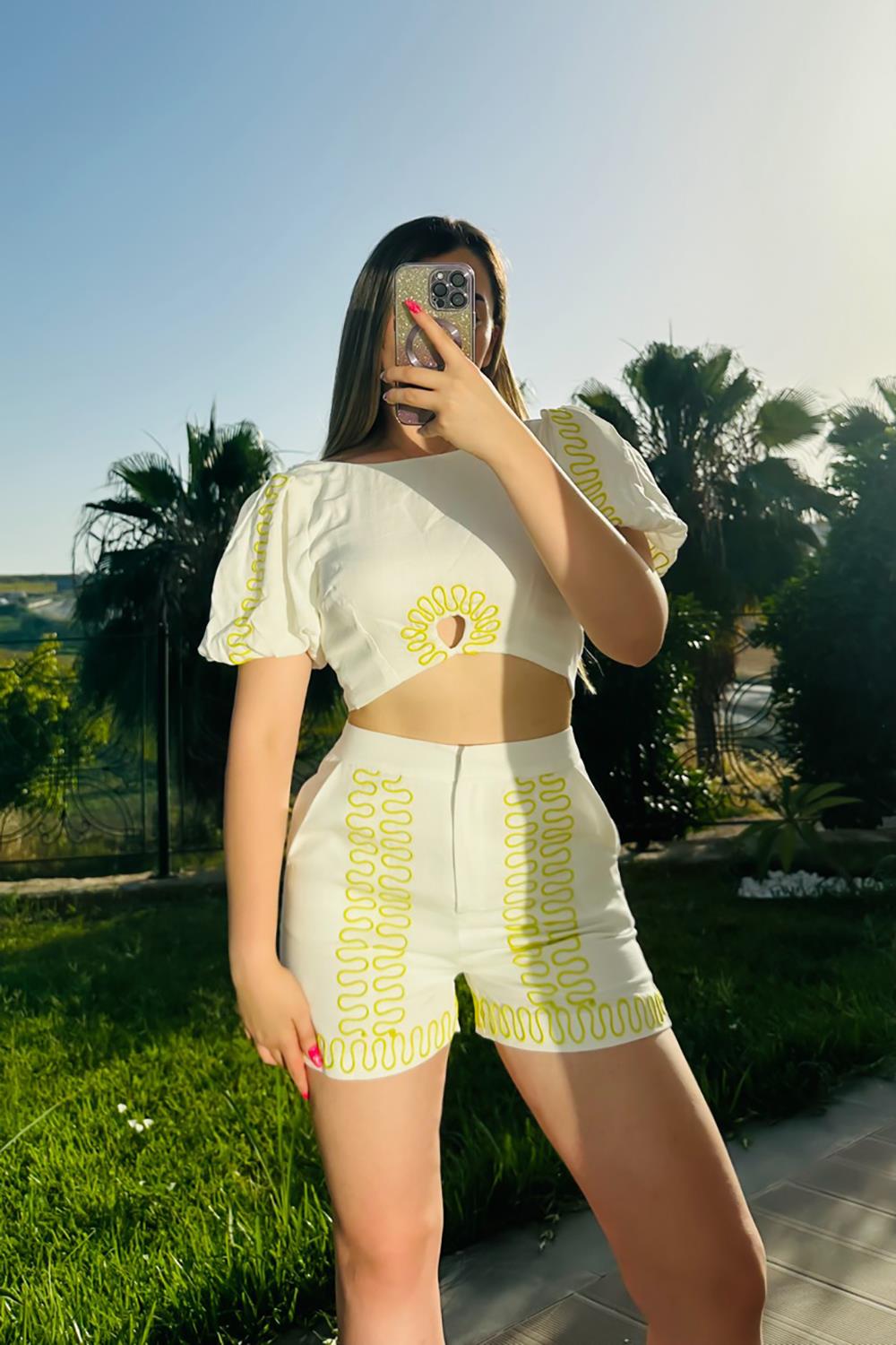 Caelum Nakış Detaylı Crop-Şort Takım