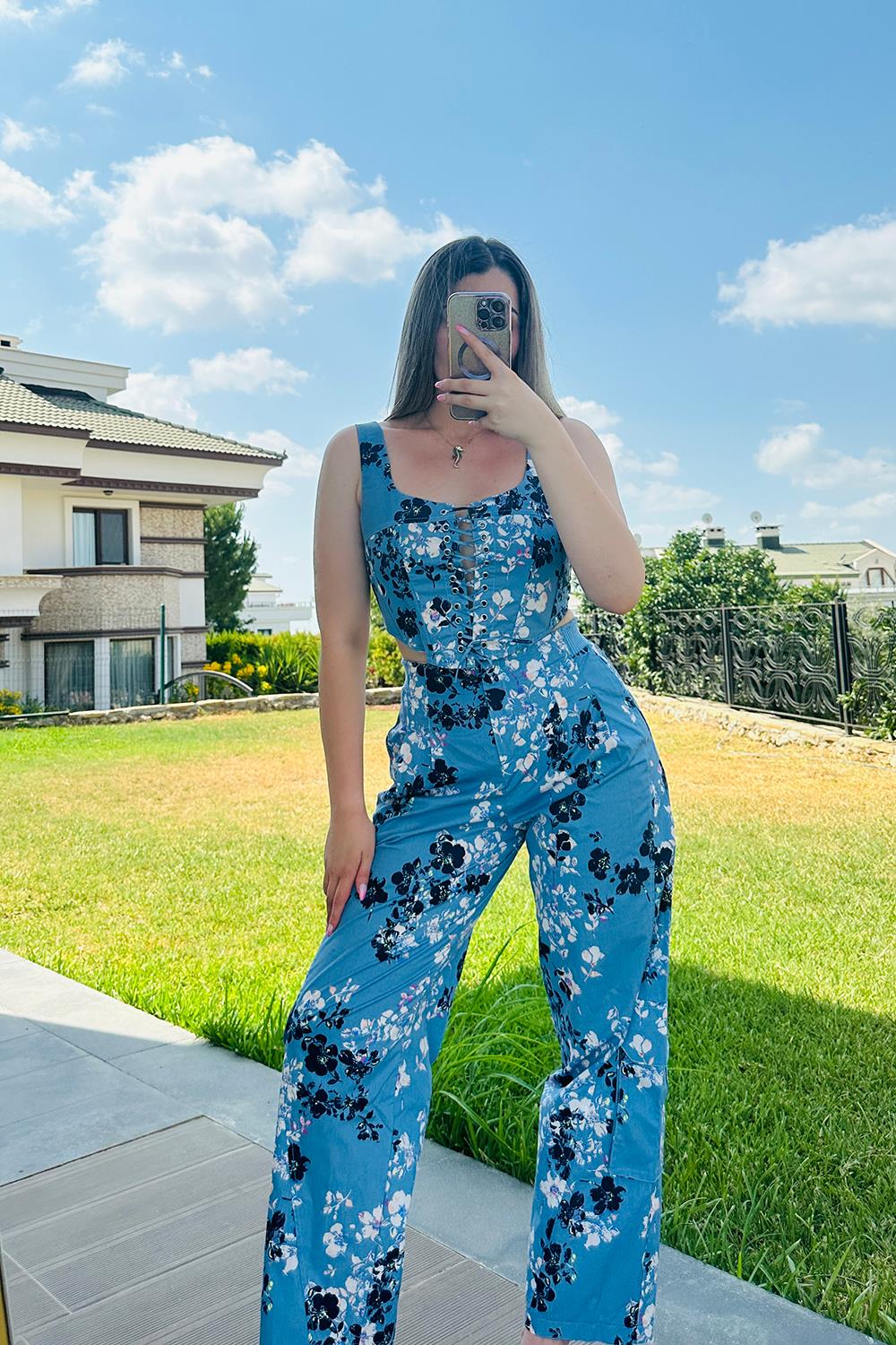 Çiçek Detaylı Balon Pantolon-Büstiyer Takım
