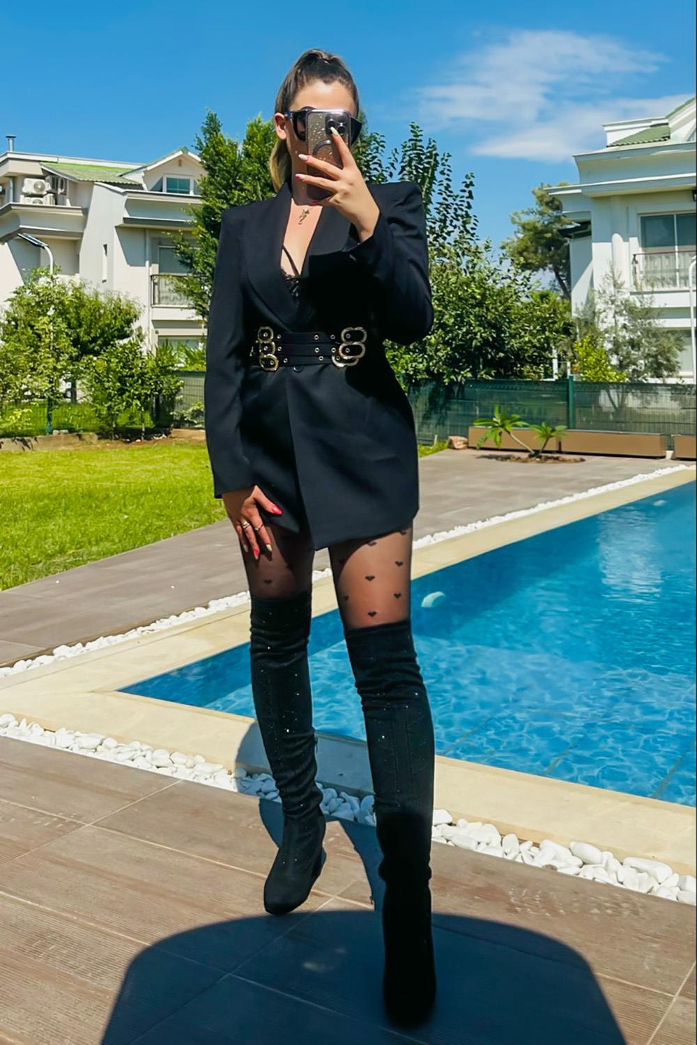 Leoni Kemer Detaylı Blazer Ceket