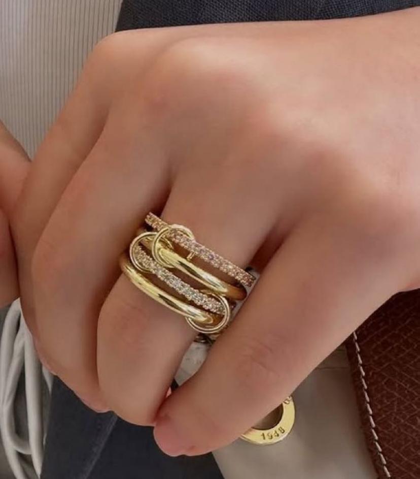 4 Sıra Gold Taşlı Spinelli Yüzük