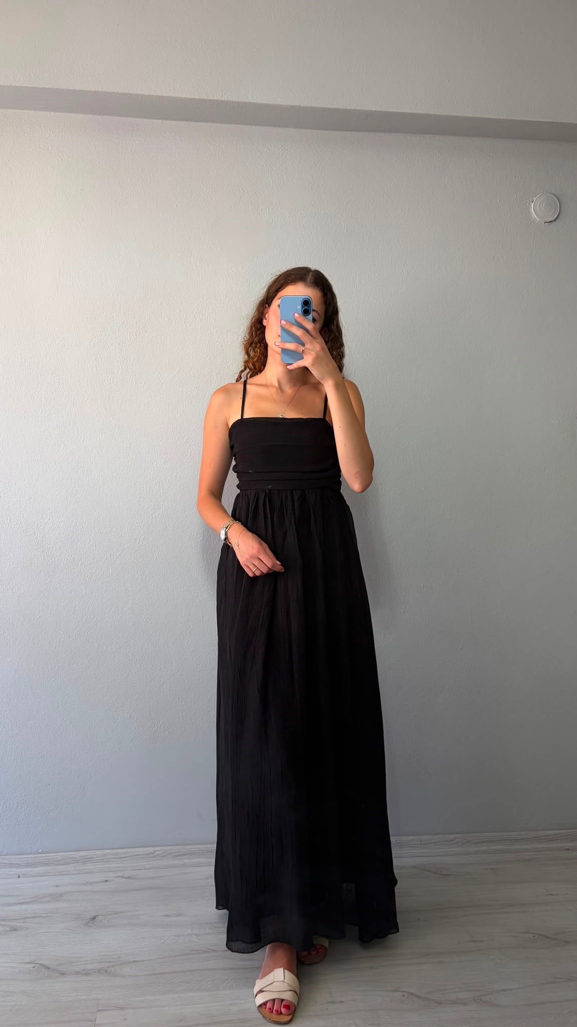 Ayarlanabilir Askı Önü Drape Detaylı Astarlı Maxi Elbise - Siyah
