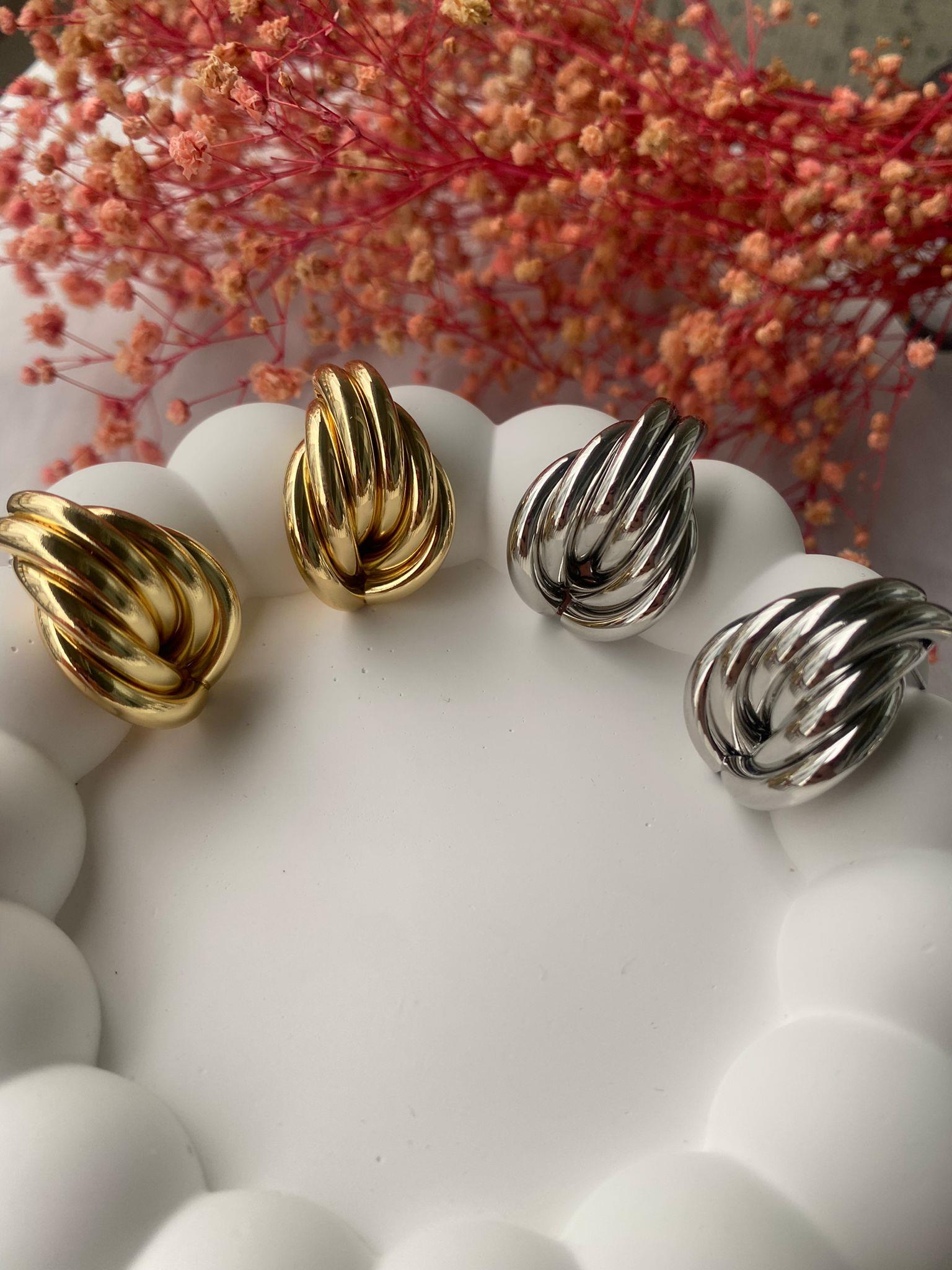 Çelik Vintage Sarmal Küpe