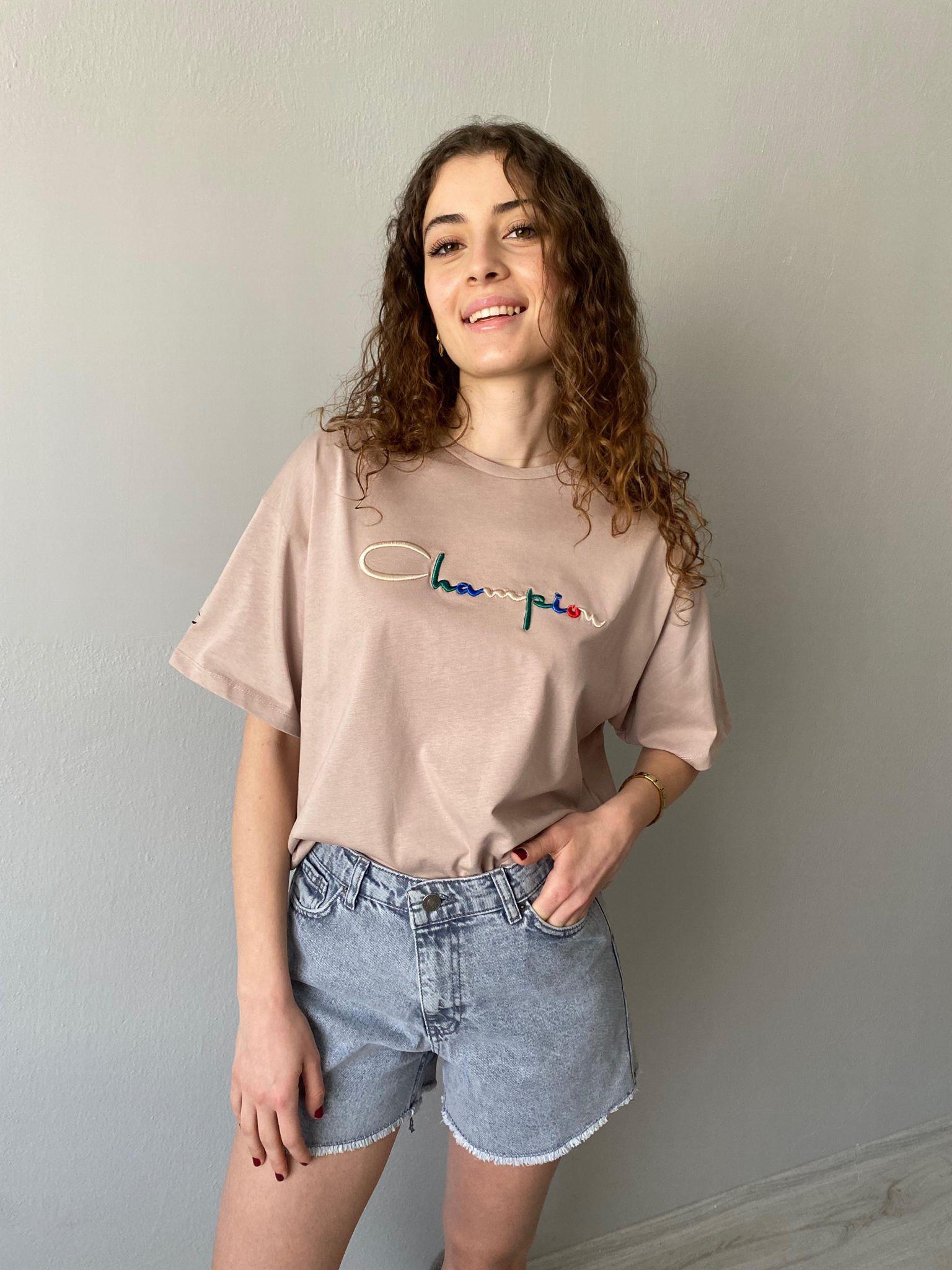 Champion Nakışlı Basic Tshirt Bej