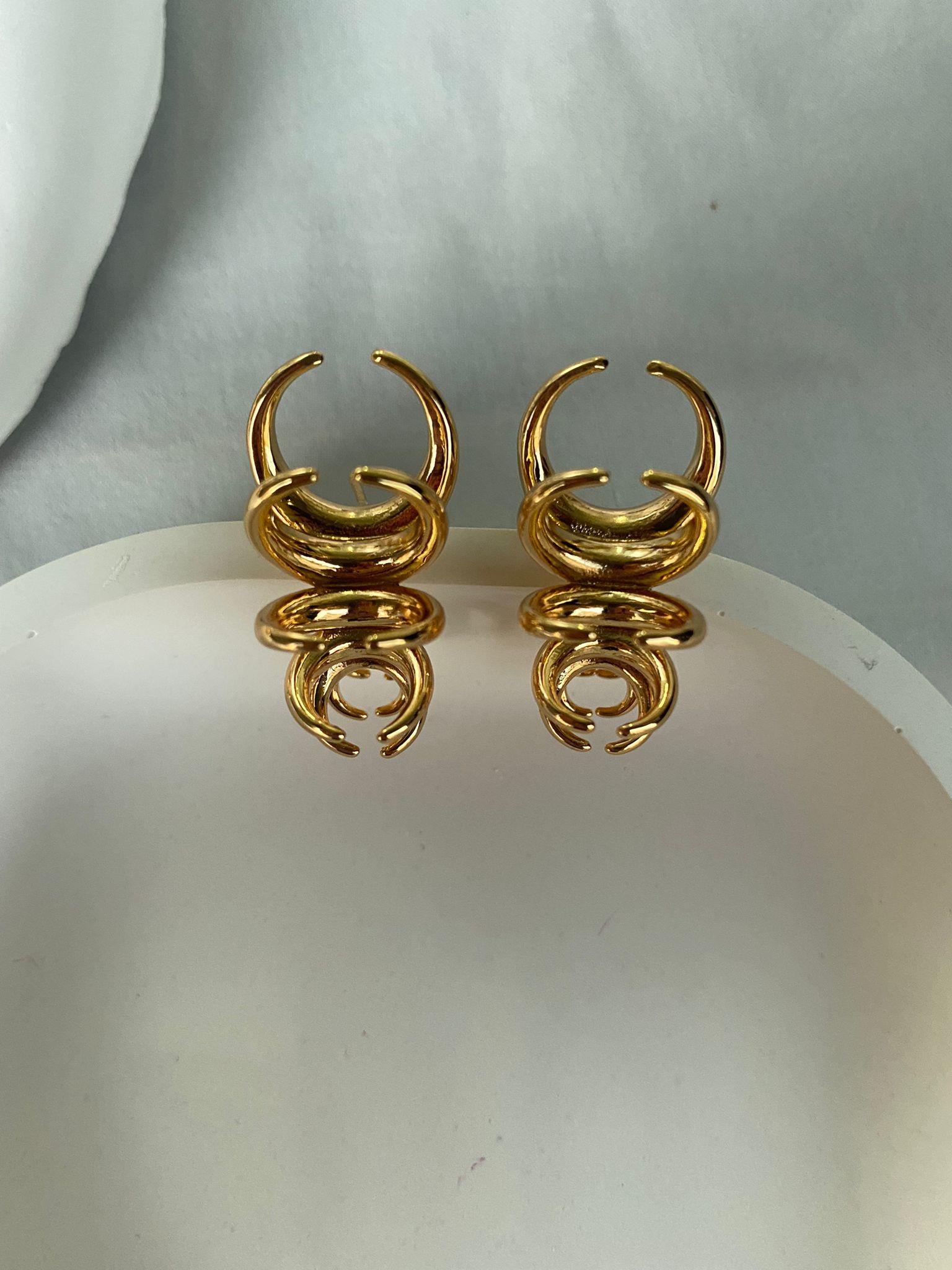 Drop Spiral Botte Gold Tasarım Küpe