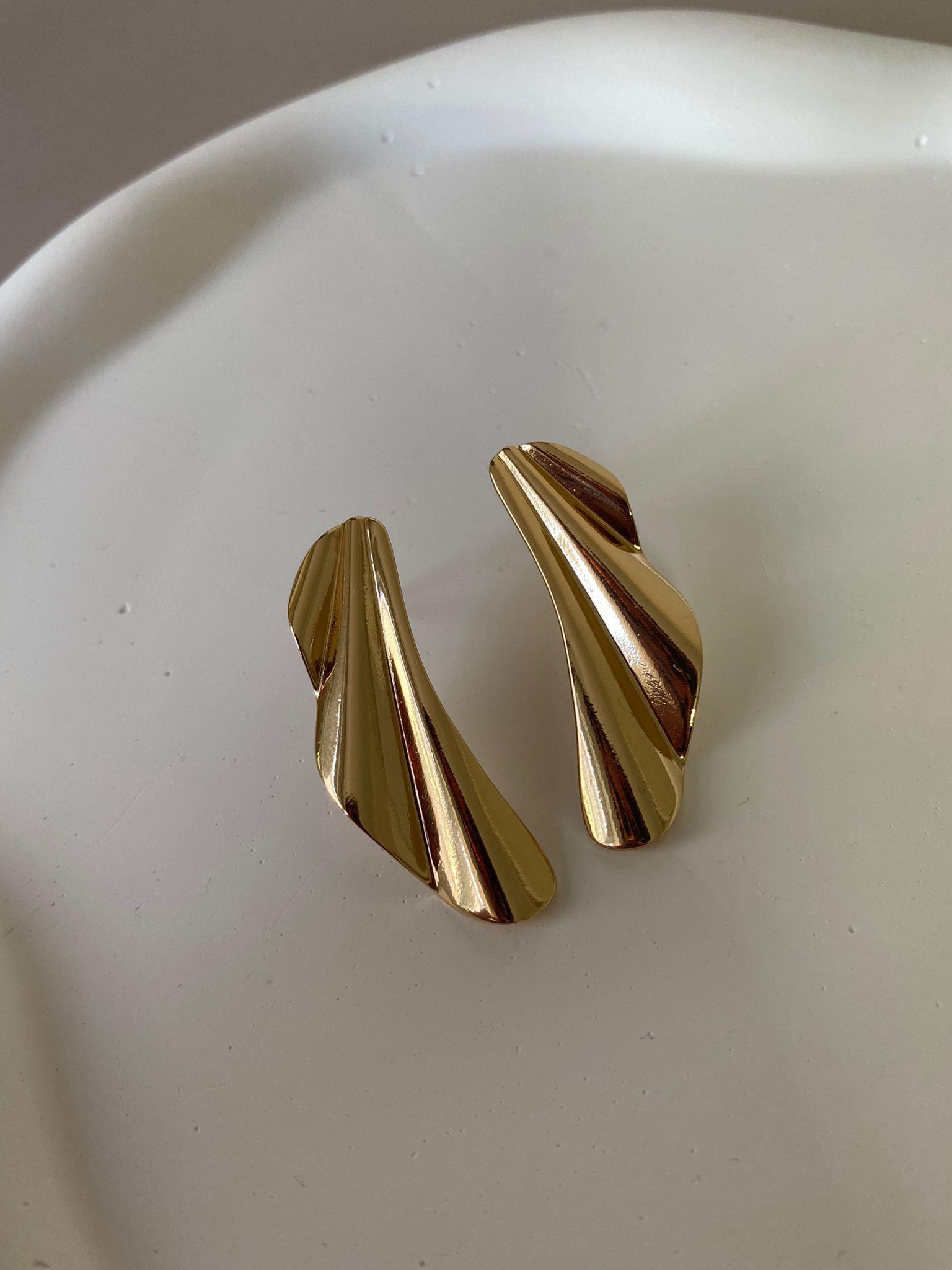 Gold Dalga Plaka Küpe