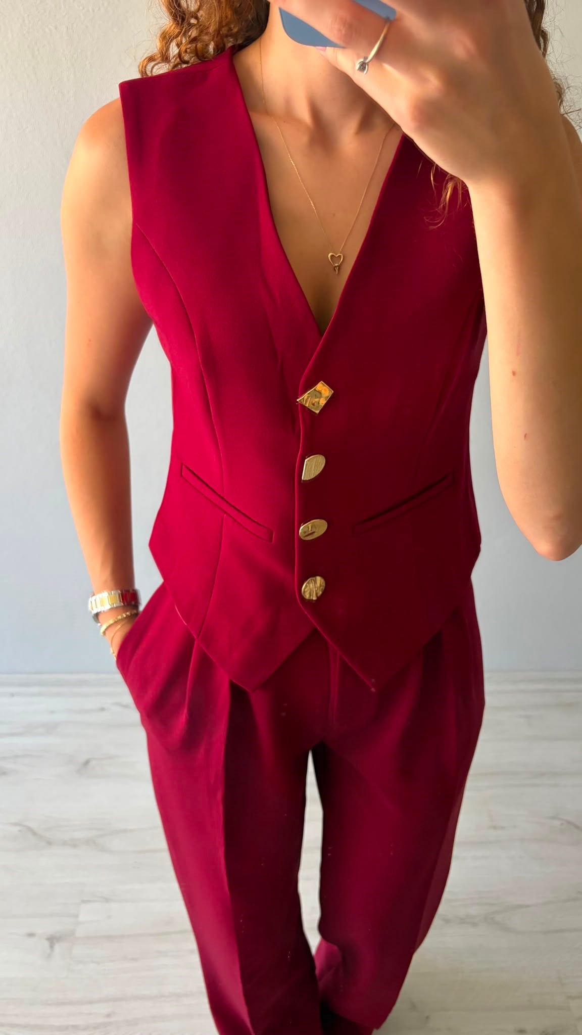 Gold Düğmeli Yelek Pantolon Takım - Bordo
