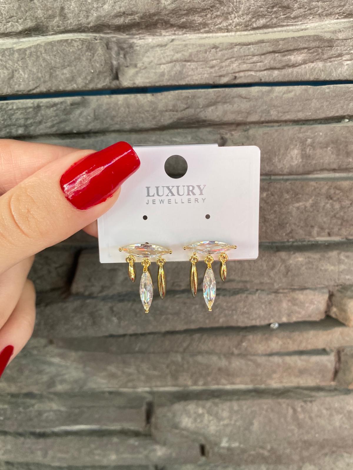 Gold Taş Detaylı Markz Küpe