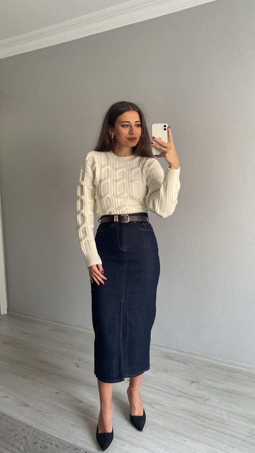 Kemerli Yüksek Bel Ön Yırtmaçlı Denim Etek - Lacivert