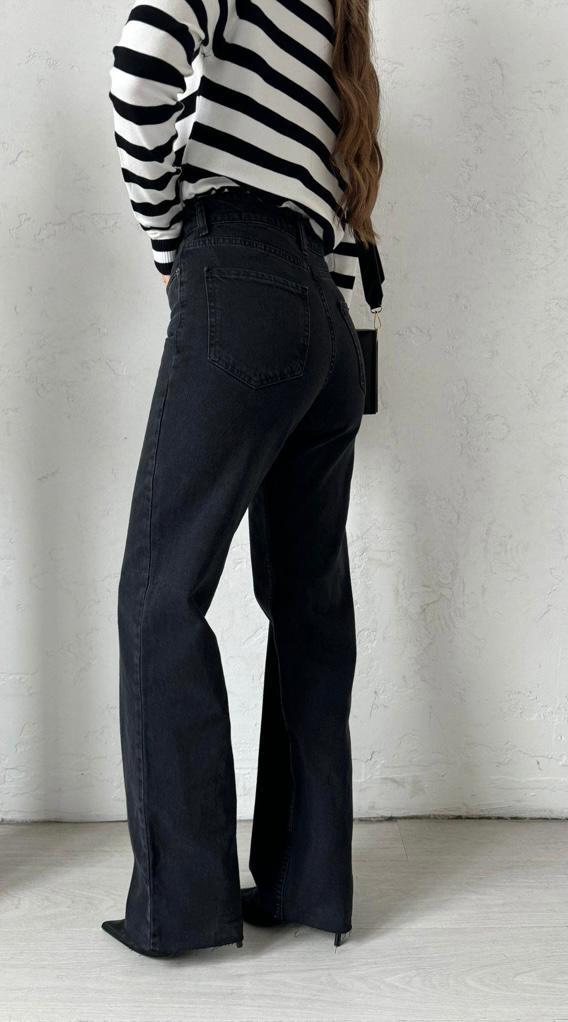 Kesik Paça Straight Jean Siyah
