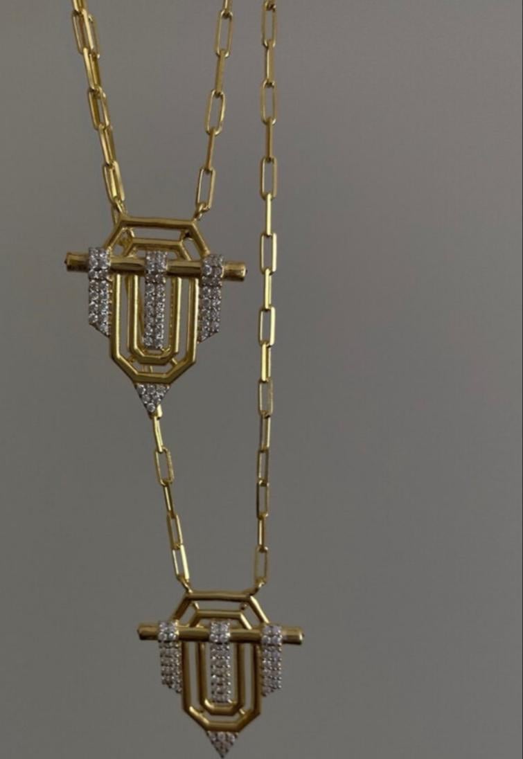 Marka Model Gold Taşlı Ok Serenay Kolyesi