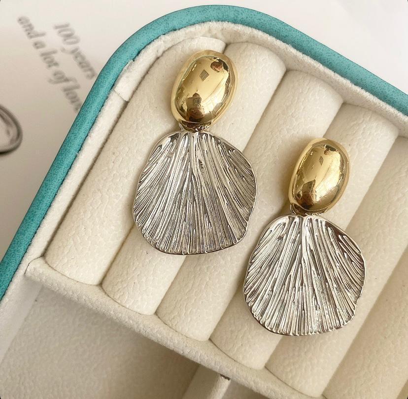 Marka Model Mix Sallantılı Küpe