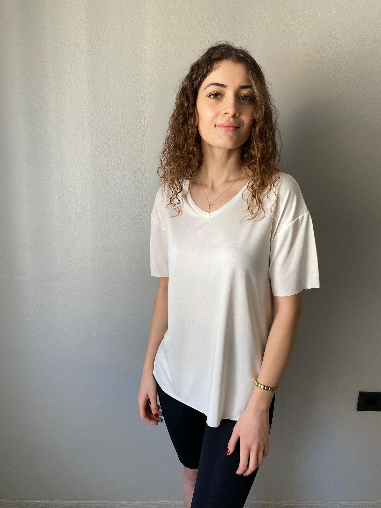 Oysh Modal Kumaş V Yaka Tshirt Beyaz