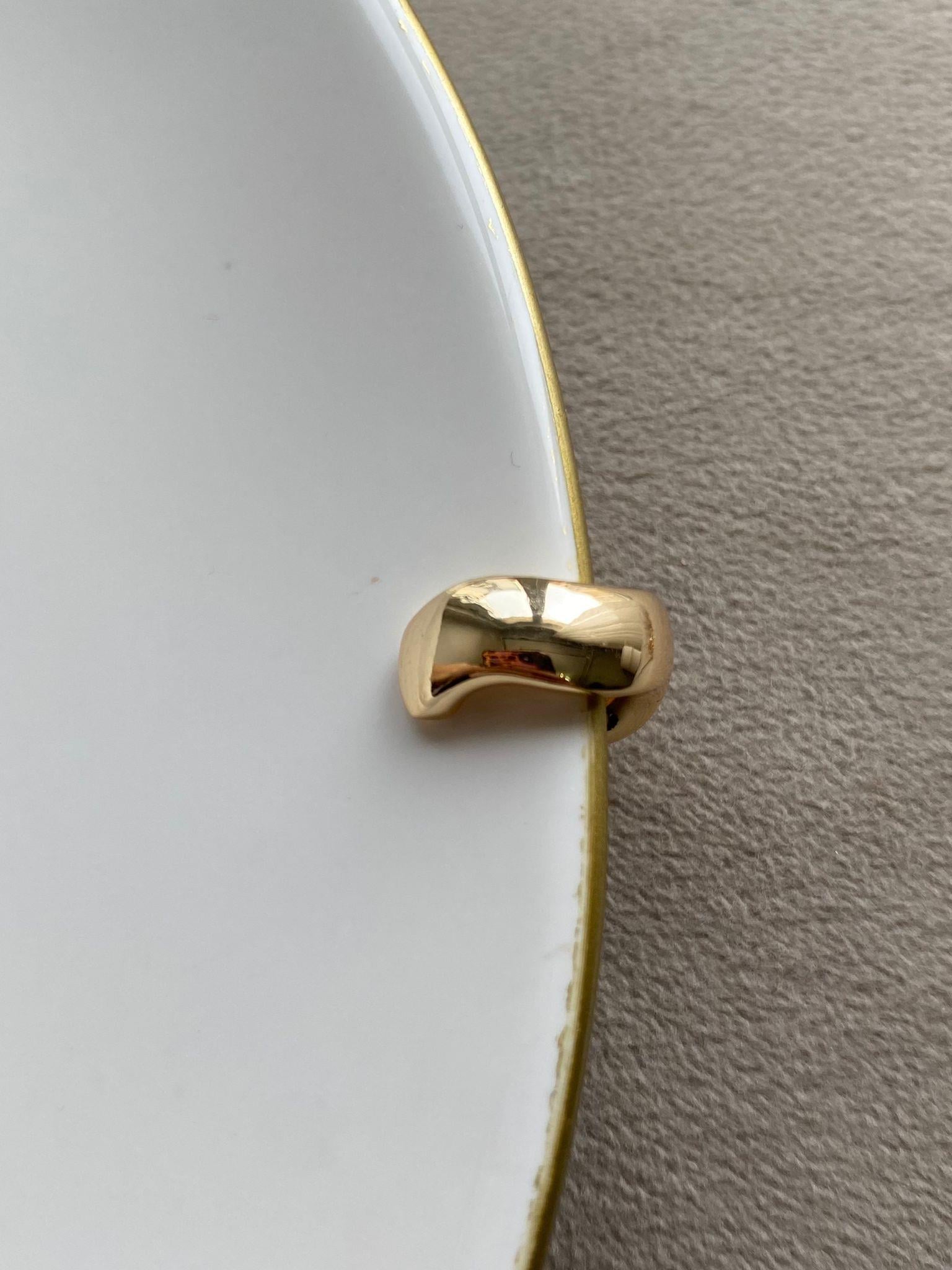 Parlak Dalga Model Basic Gold Kıkırdak Küpe