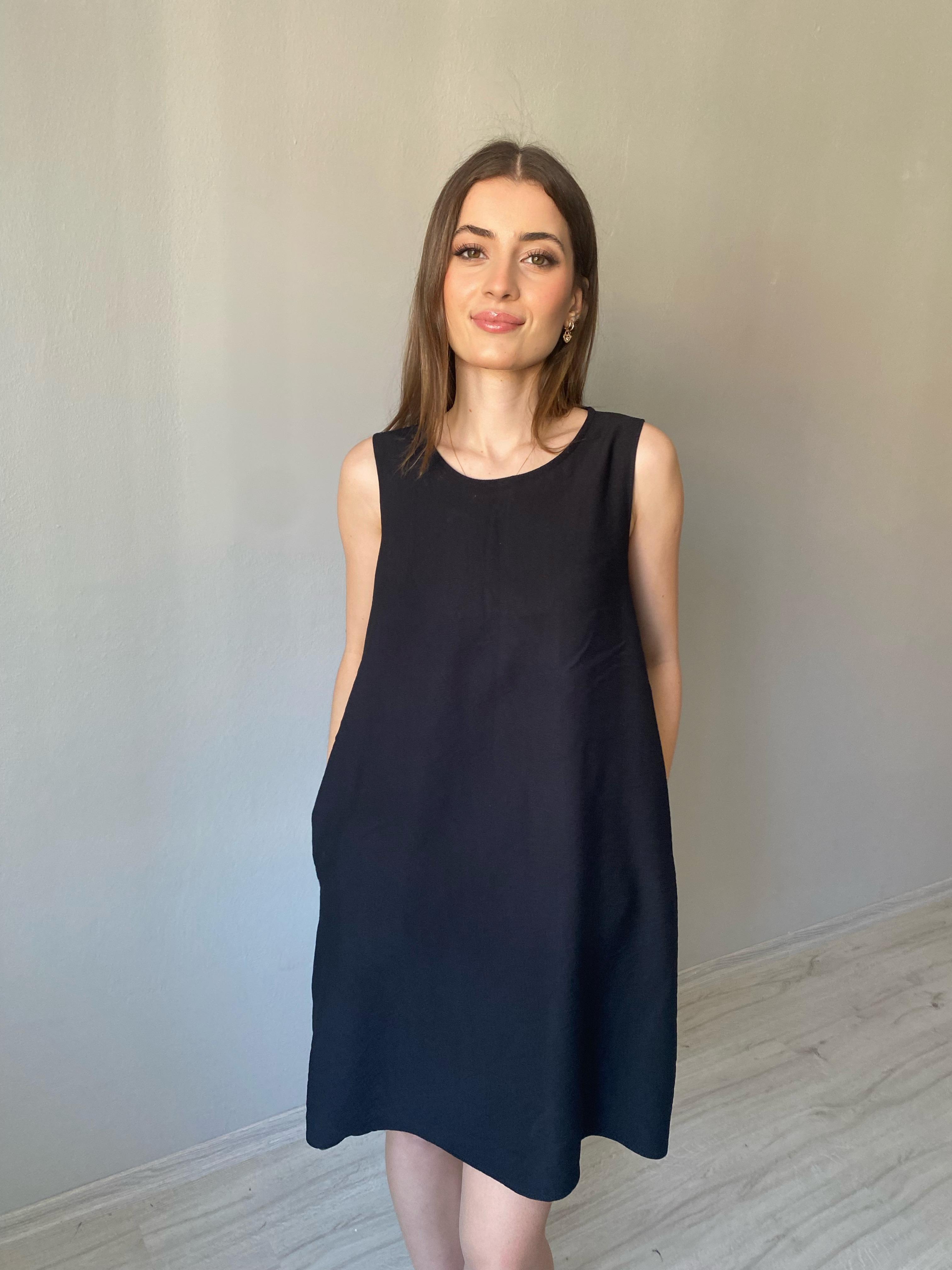 Siyah Kolsuz Cepli Basic Elbise