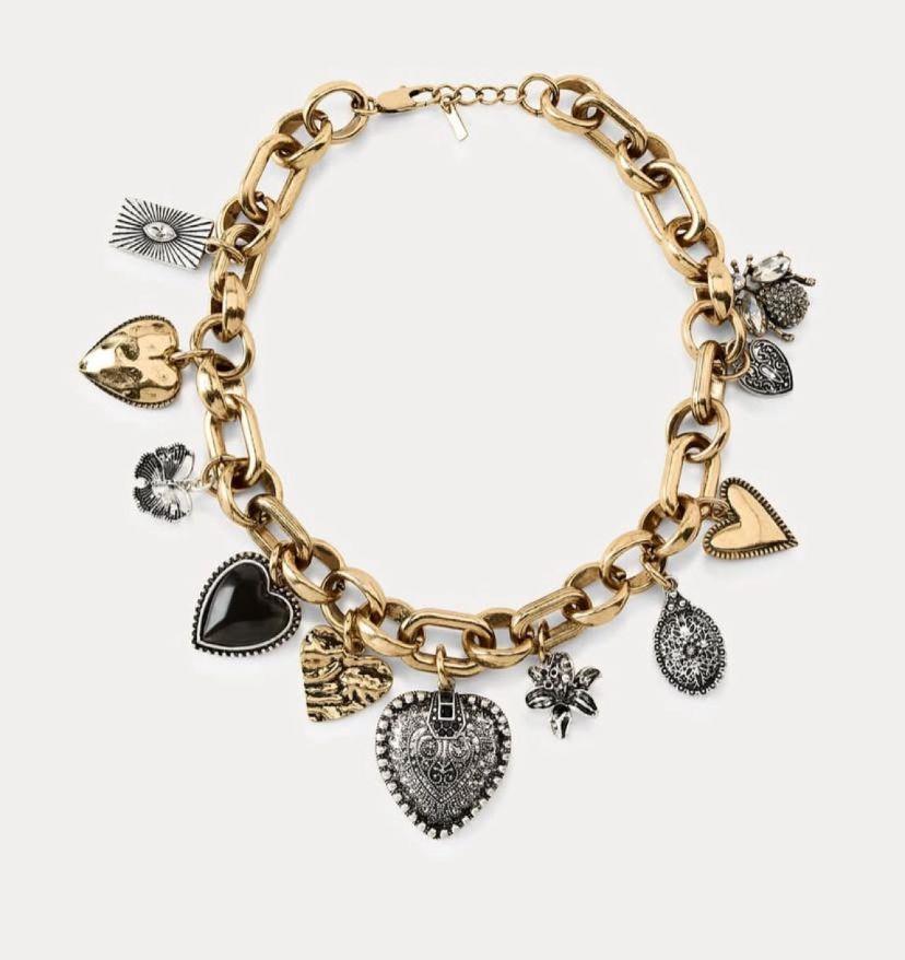 Tasarım Gold Charmlı Marka Model Kolye